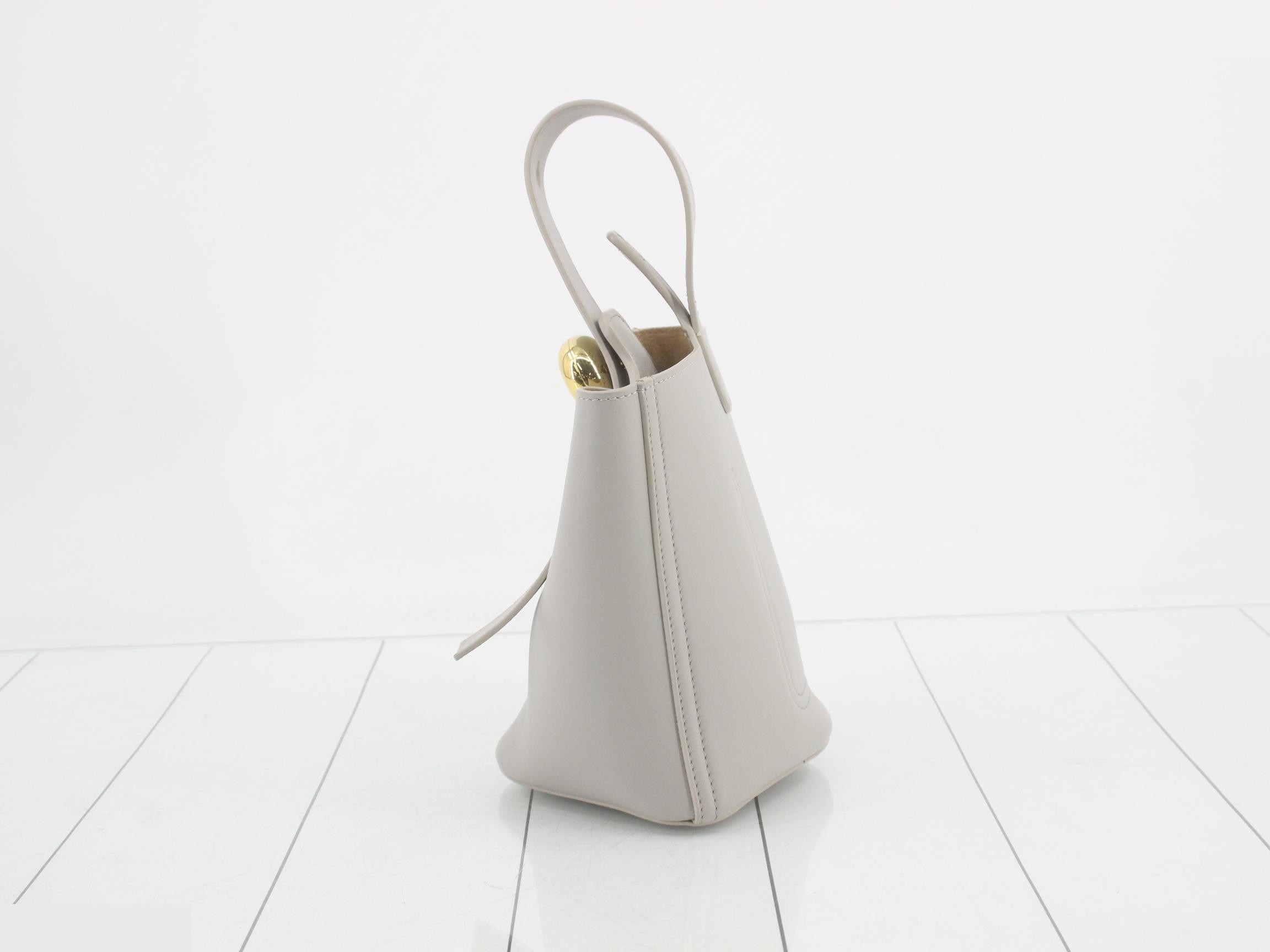 Pebble Bucket Bag Mini Handbag/2-Way Shoulder Bag — view 3