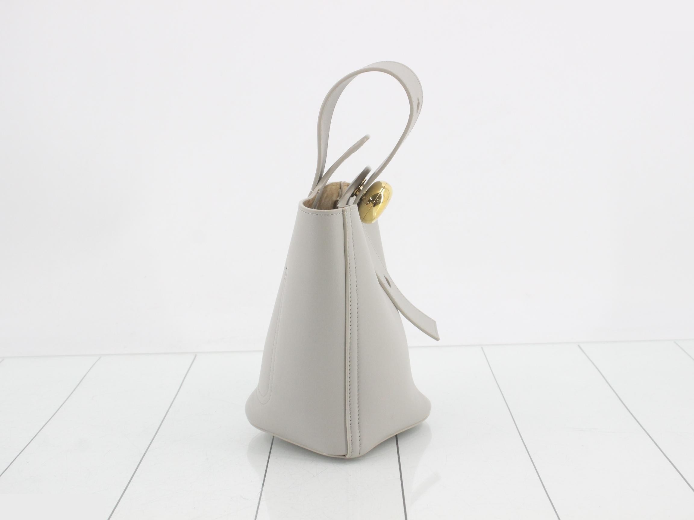 Pebble Bucket Bag Mini Handbag/2-Way Shoulder Bag — view 4