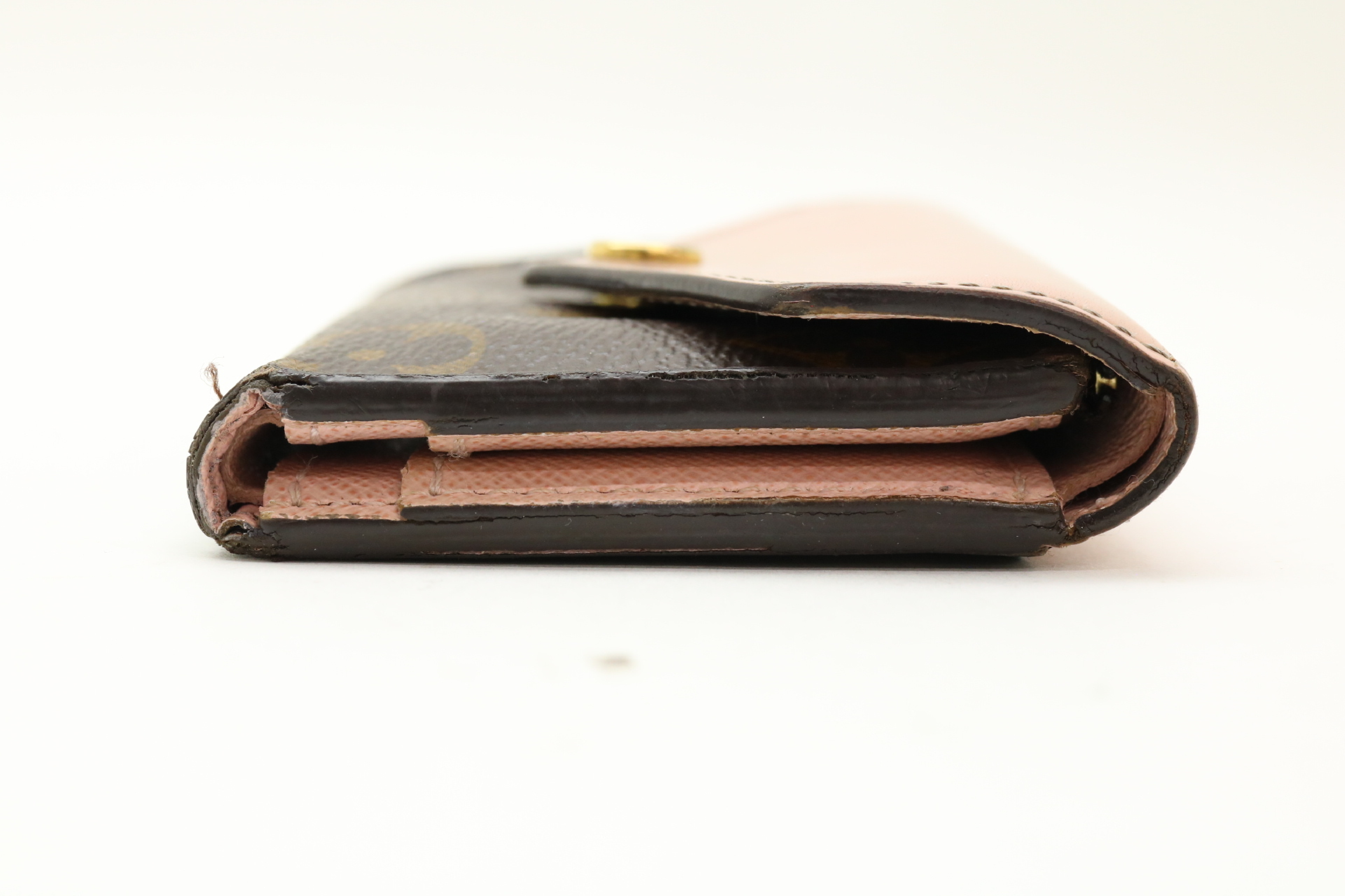 Monogram Rose Ballerine Portefeuille Zoé Compact Wallet — view 4
