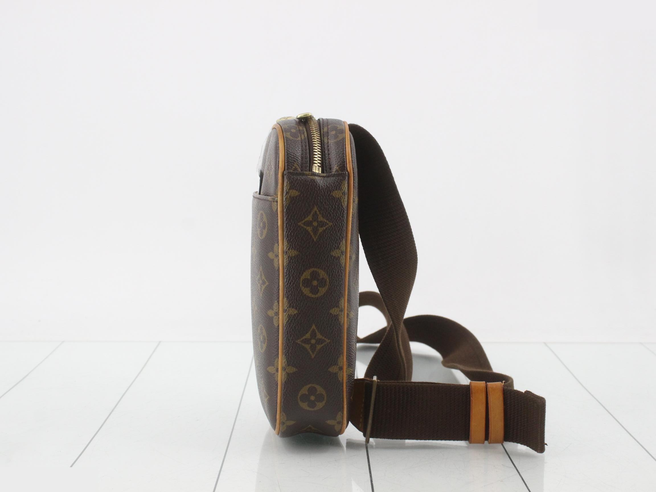 Pochette Gange — view 3
