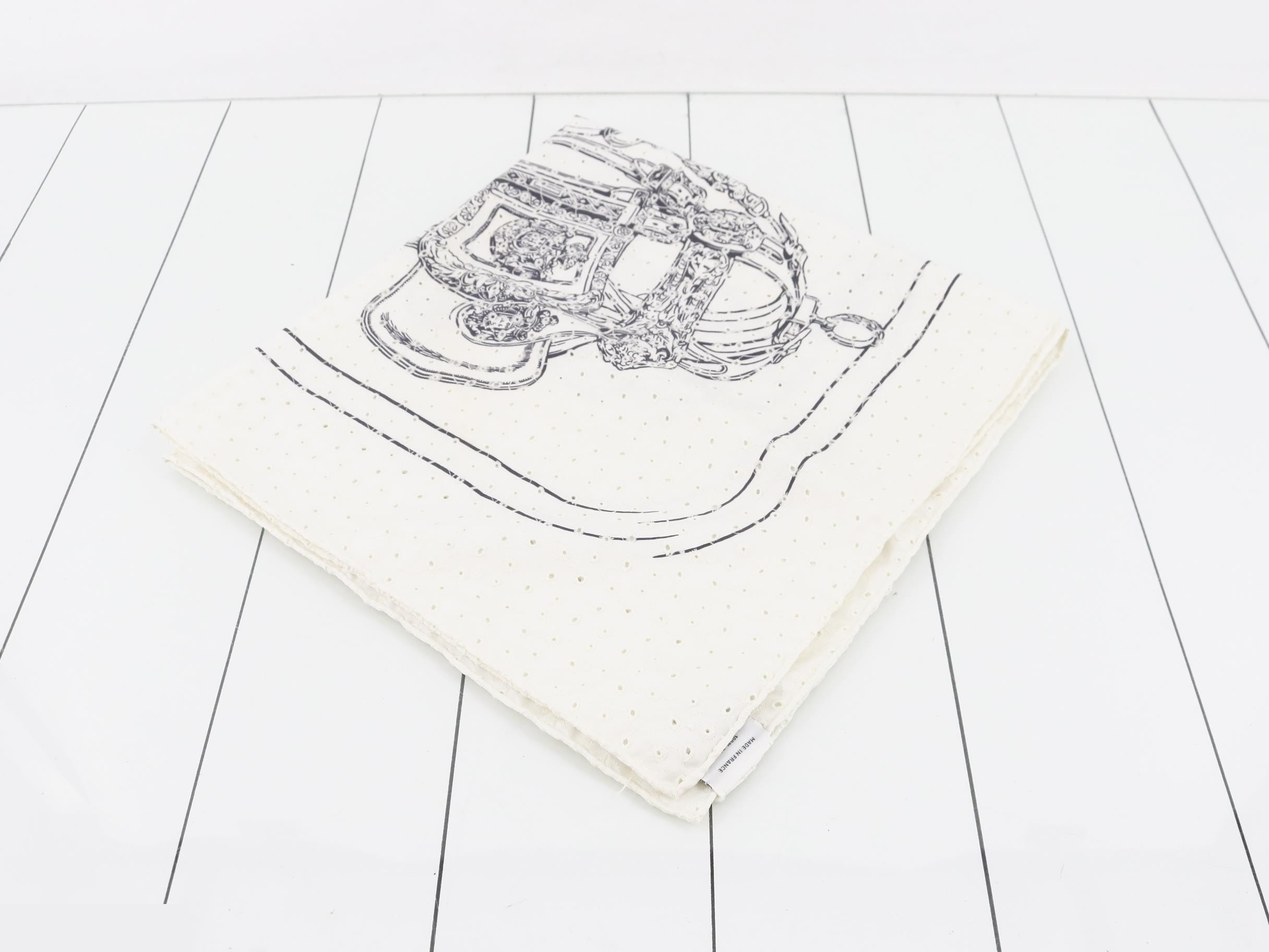 Carre 90 Brides de Gala Embroidered Scarf