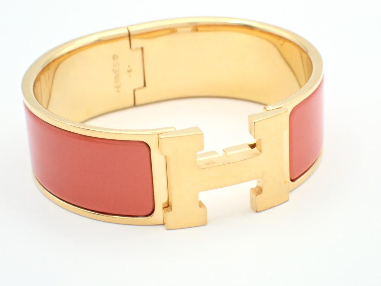 Gold bracelet/bangle, orange color, wrist circumference approximately 17cm — view 3