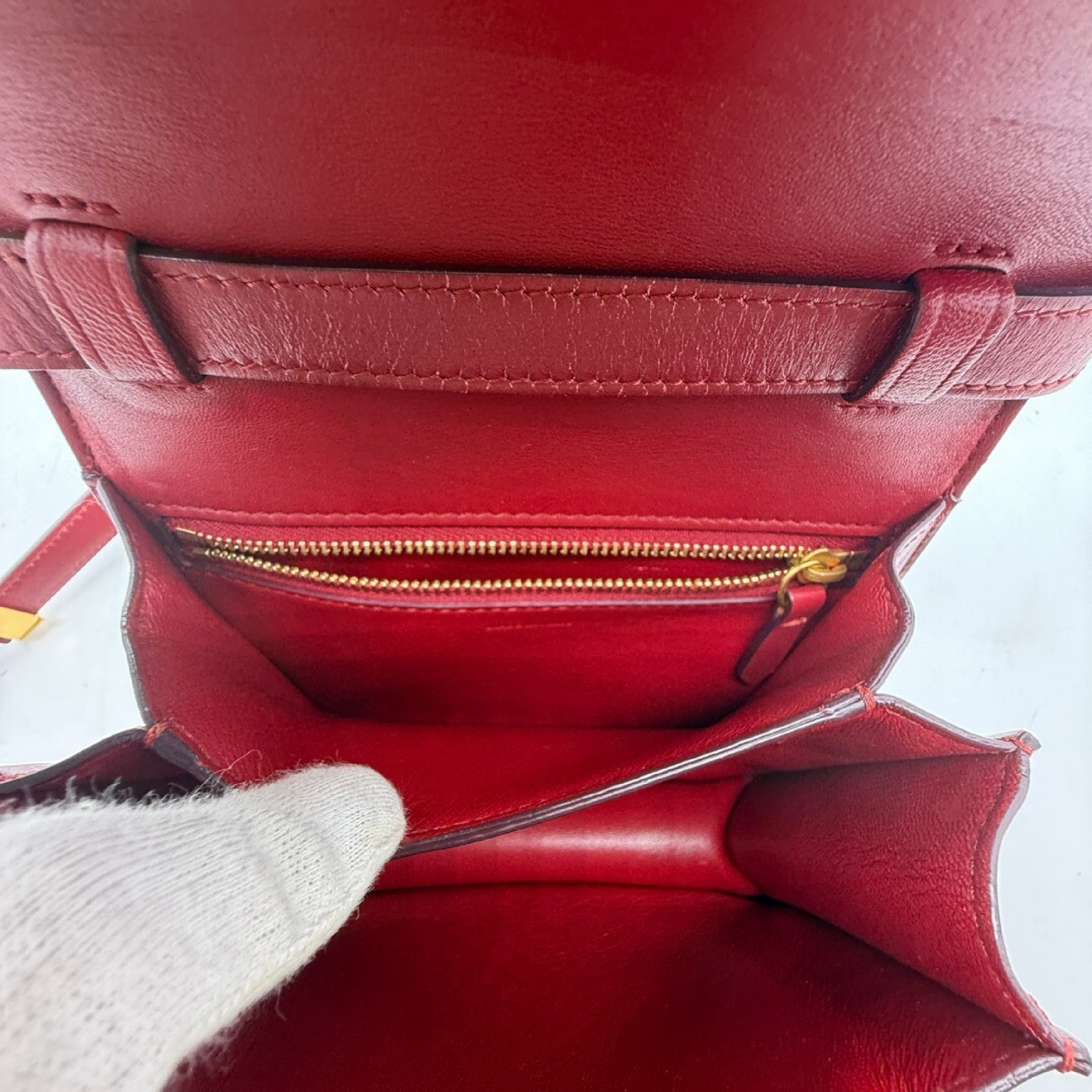 Classic Box Shoulder Bag — view 13