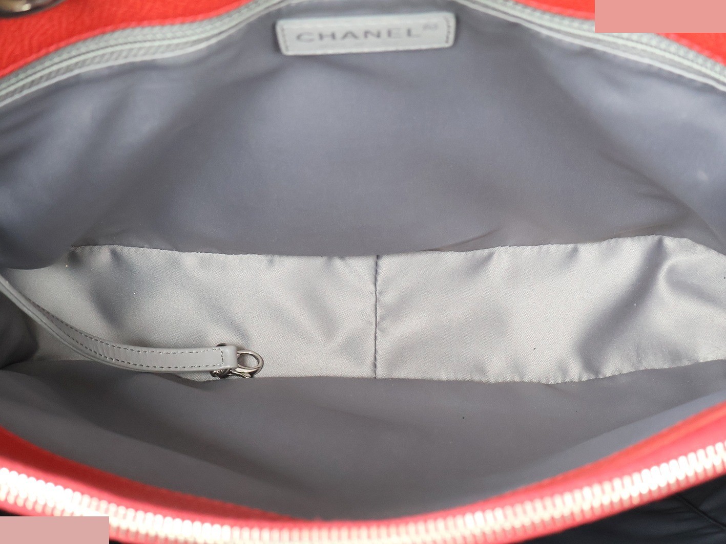 Caviar Skin GST Chain Tote Bag, Red — view 11