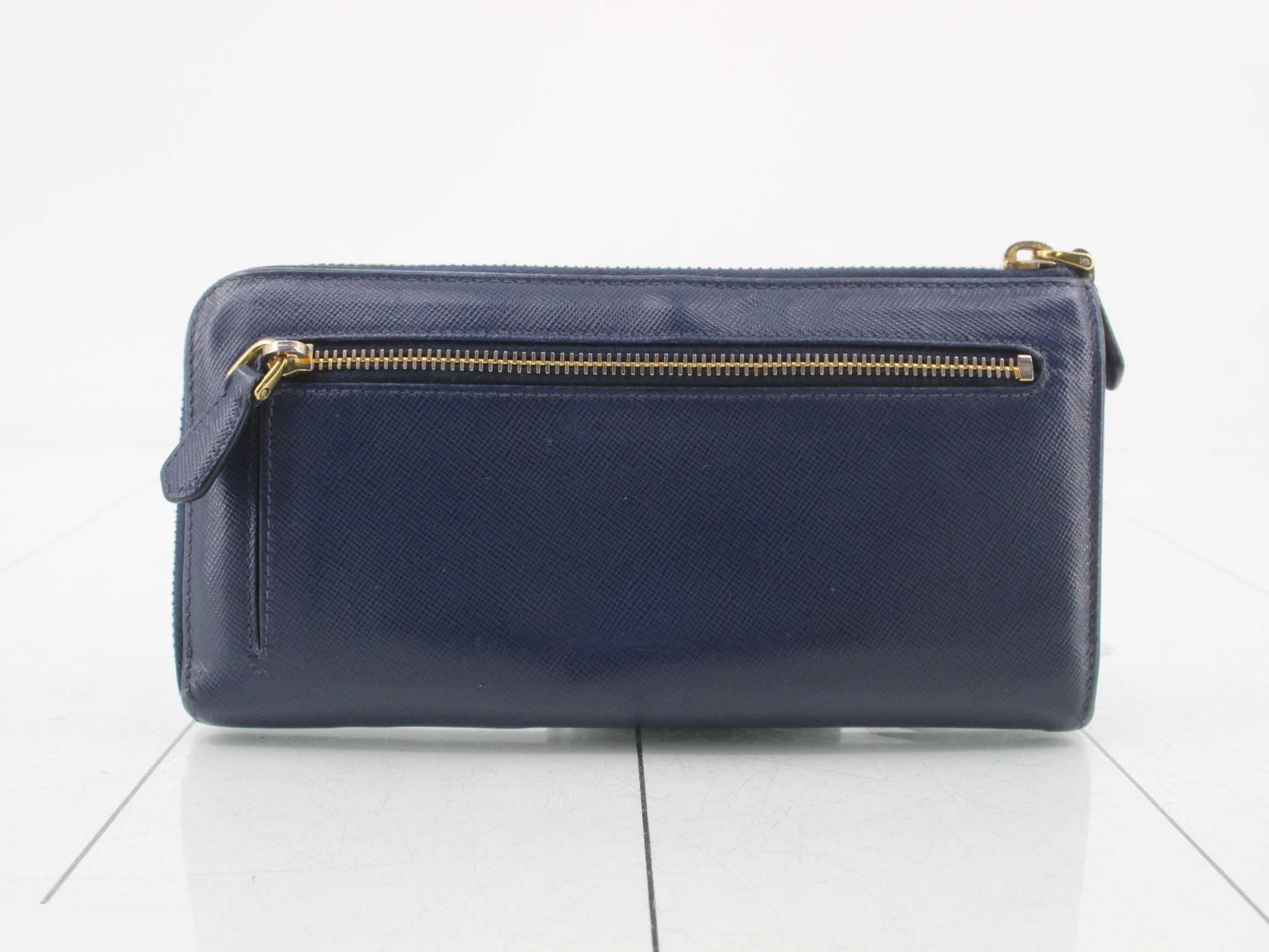 long wallet — view 2