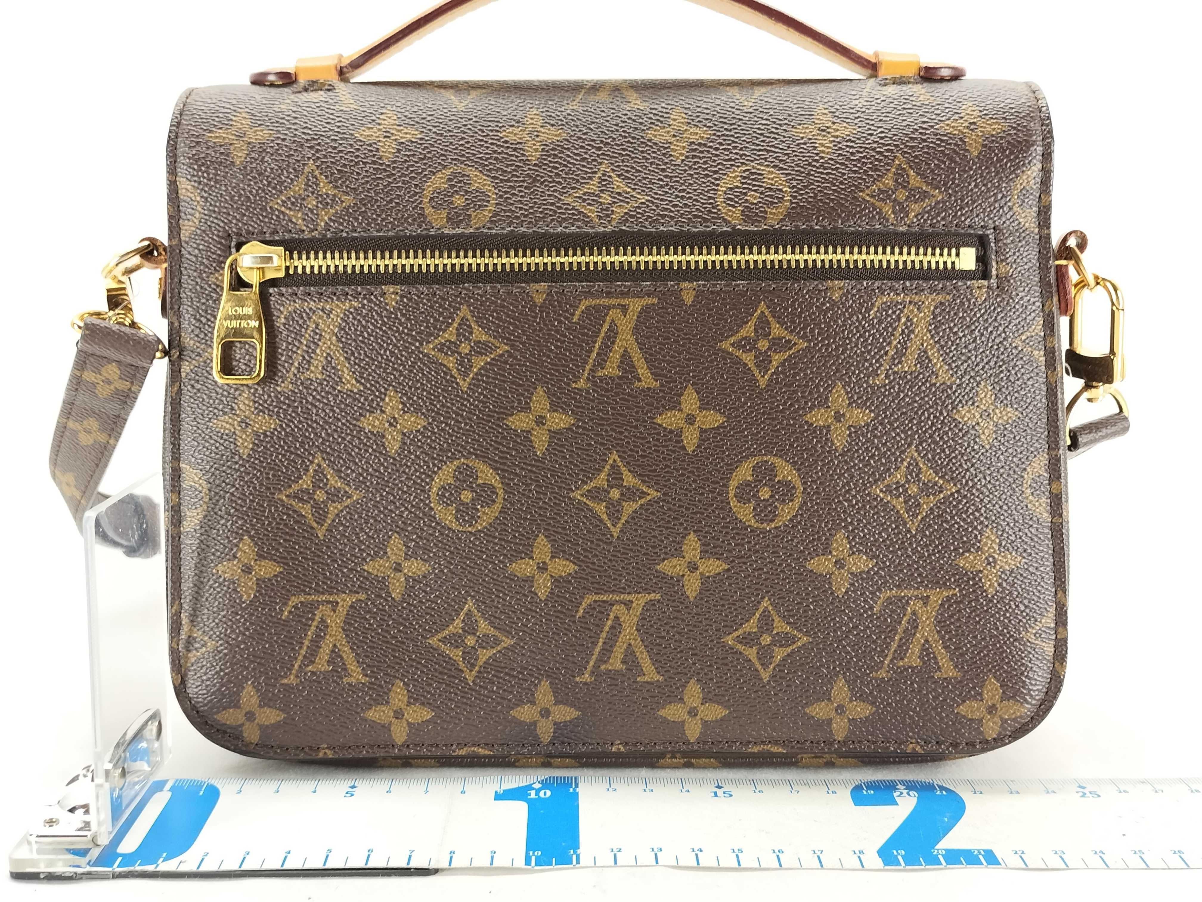 Monogram Louis Vuitton Pochette Métis MM Handbag — view 2