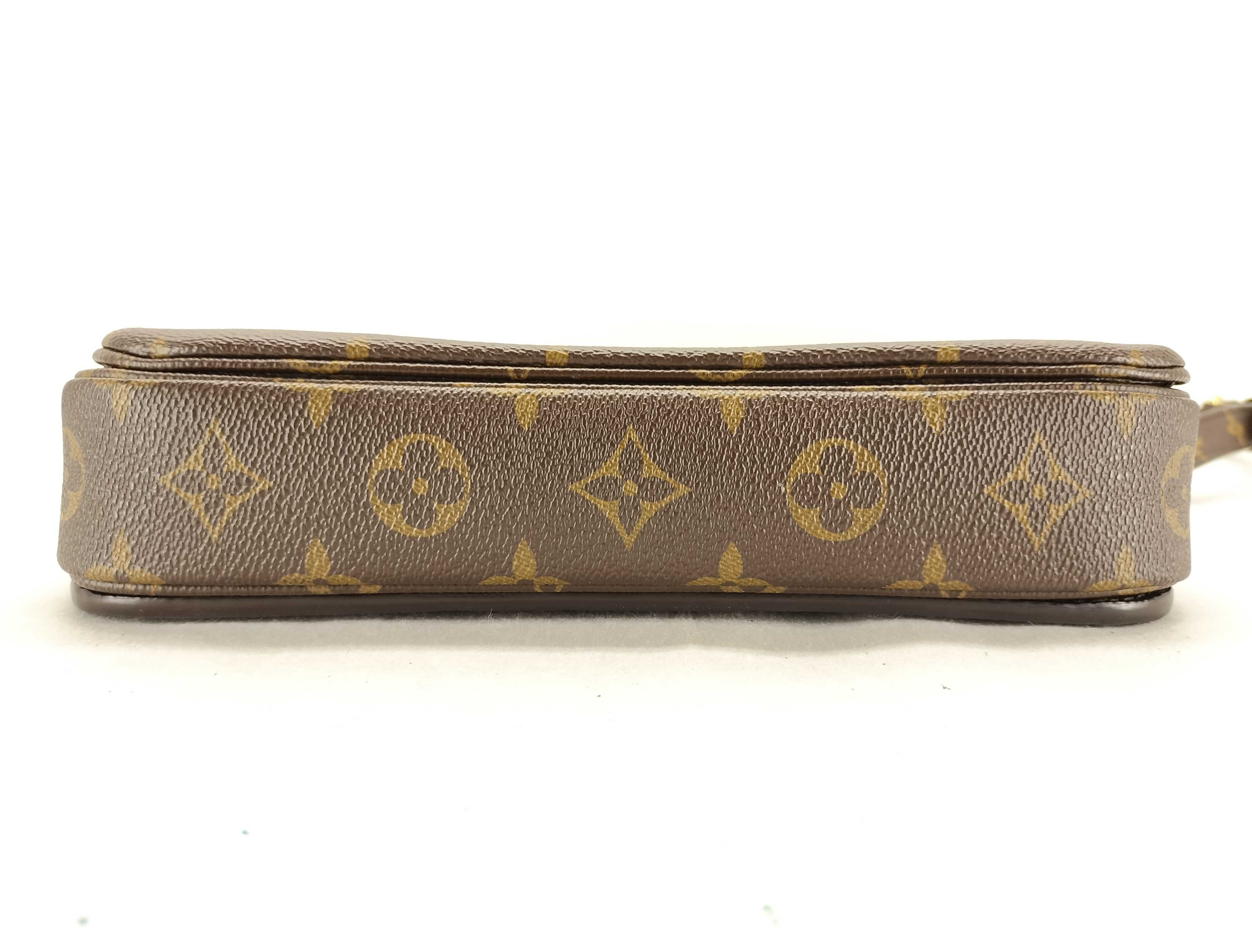 Monogram Louis Vuitton Pochette Métis MM Handbag — view 8