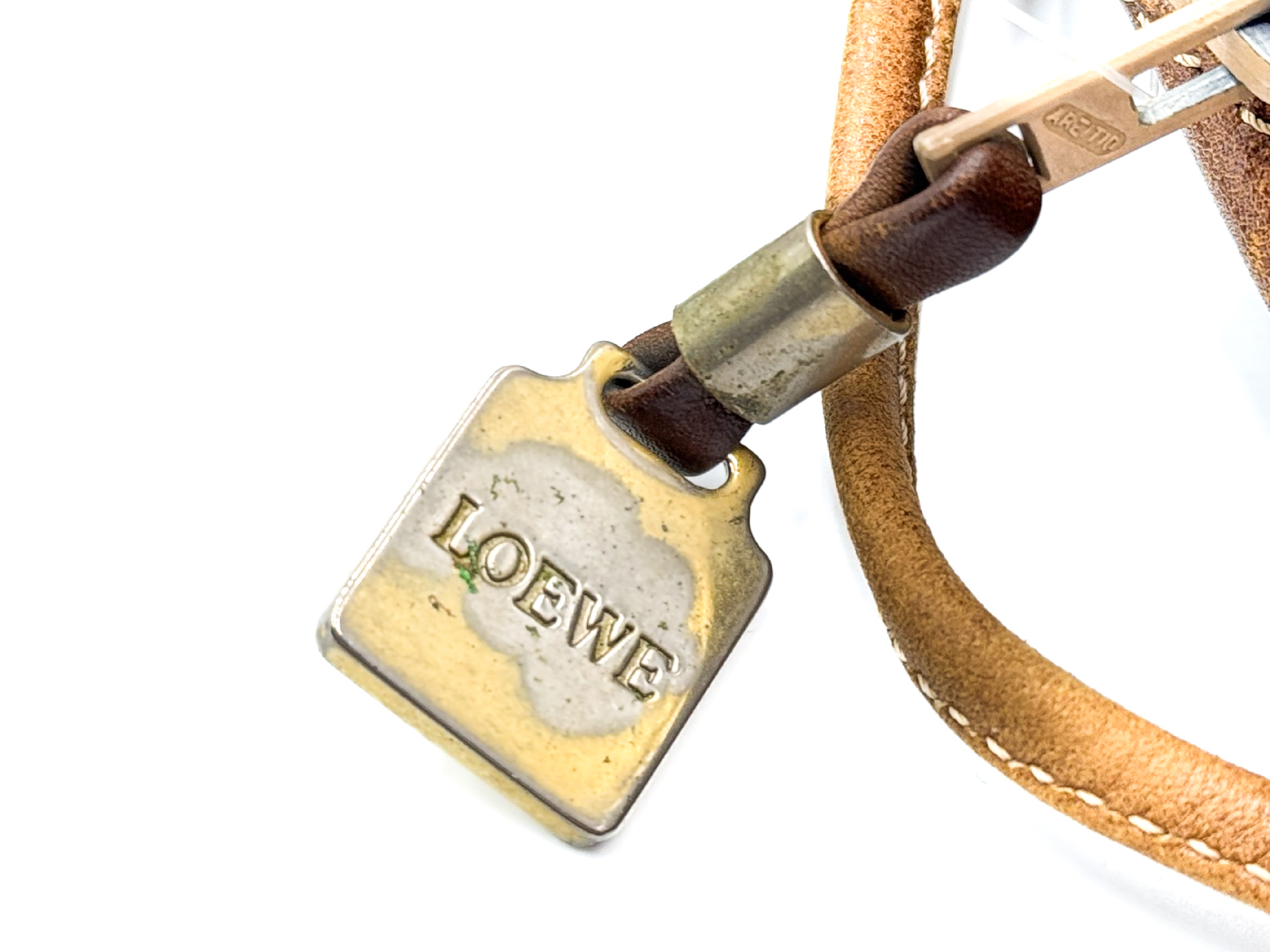 Anagram Gold Hardware Leather Shoulder Bag — view 10