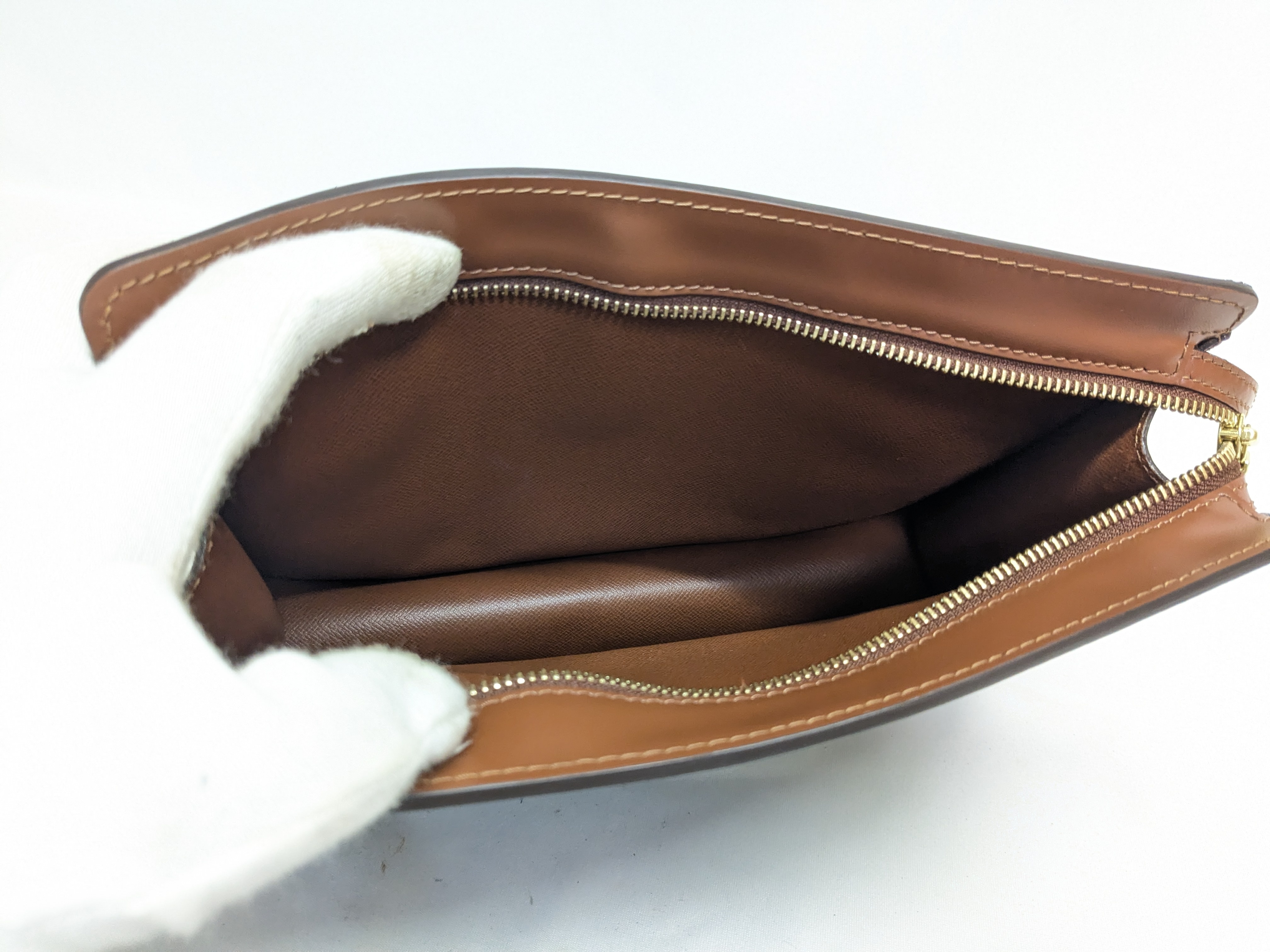 LV Monogram Pochette Homme (No stickiness) Second Bag — view 7