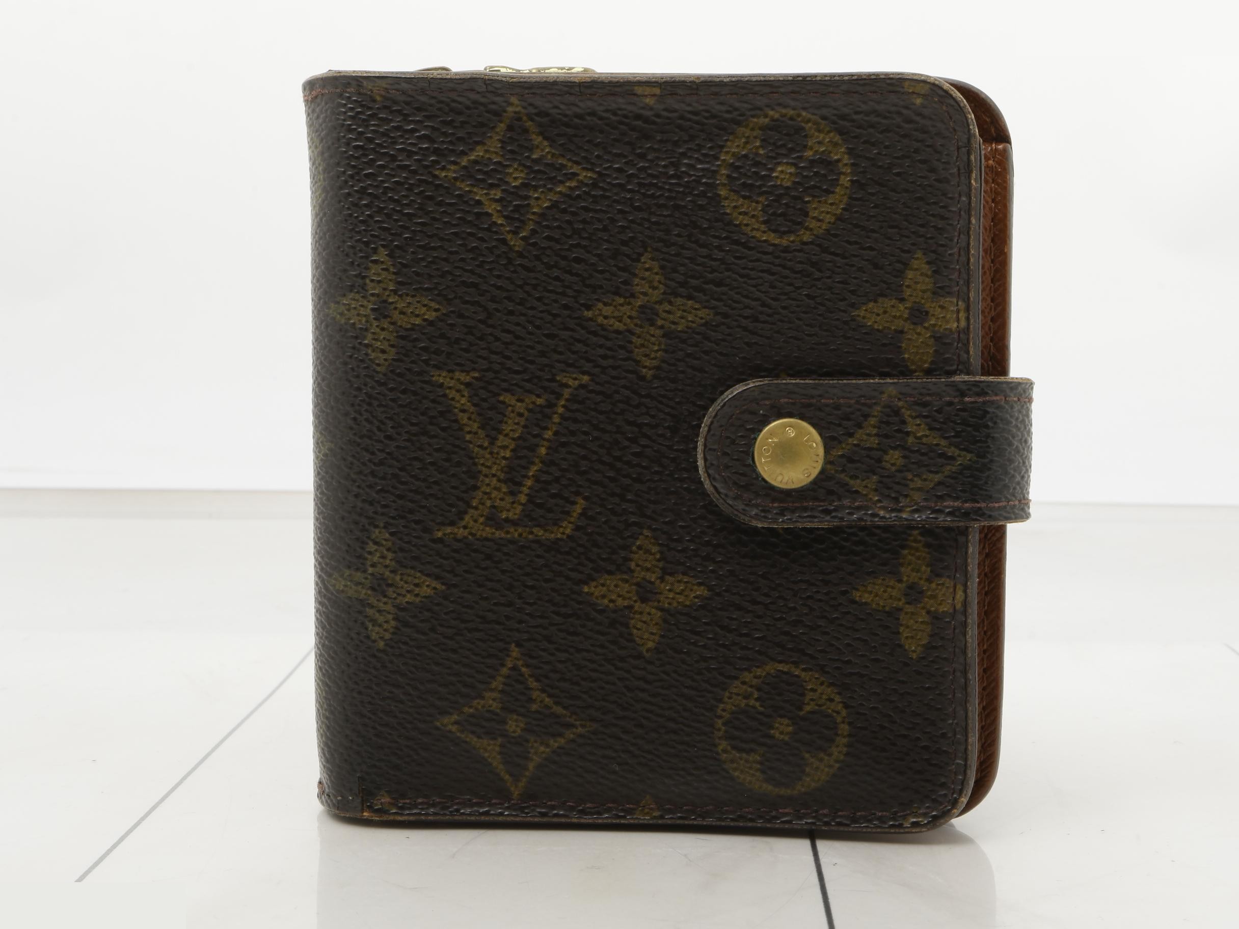 Compact Zip
