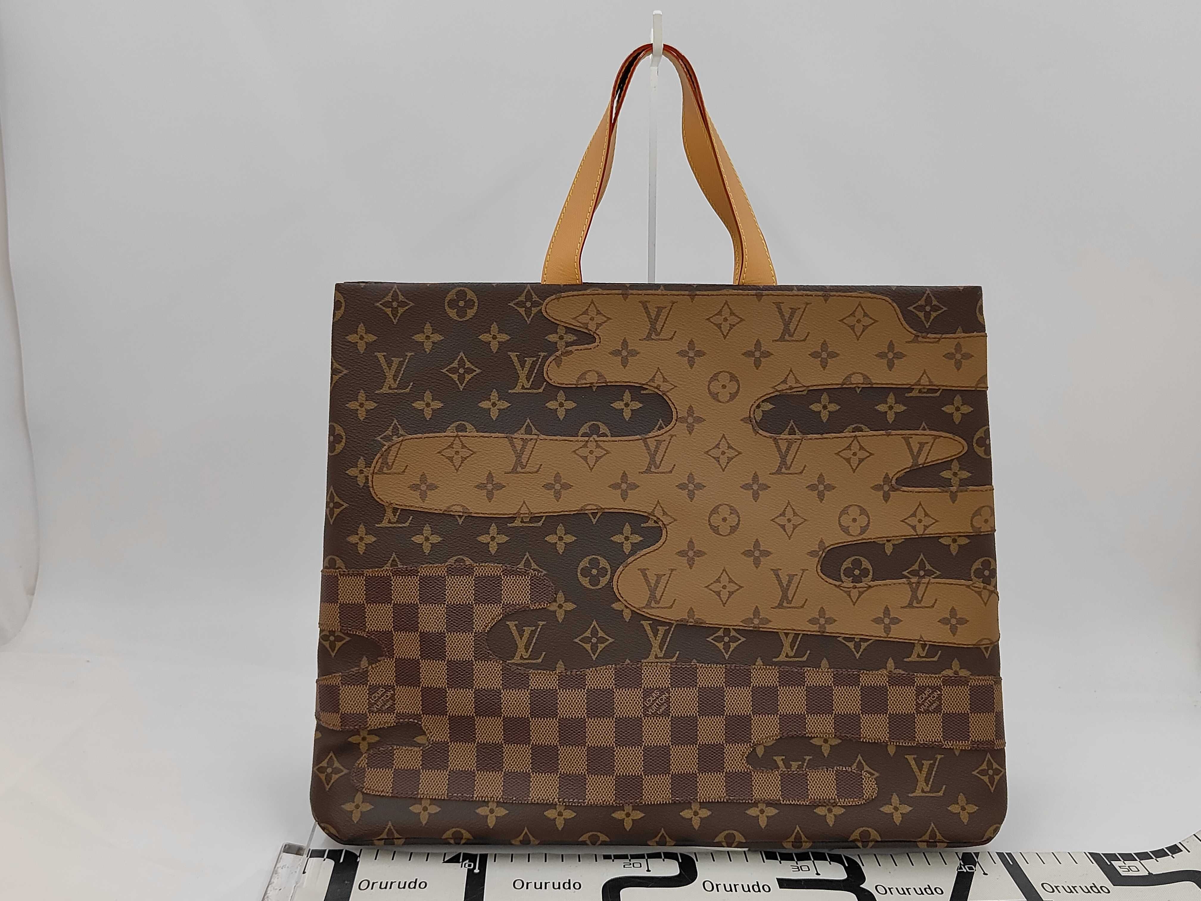 Monogram Landscape Shopper Tote MM M15274 (RFID detected) Tote Bag — view 2