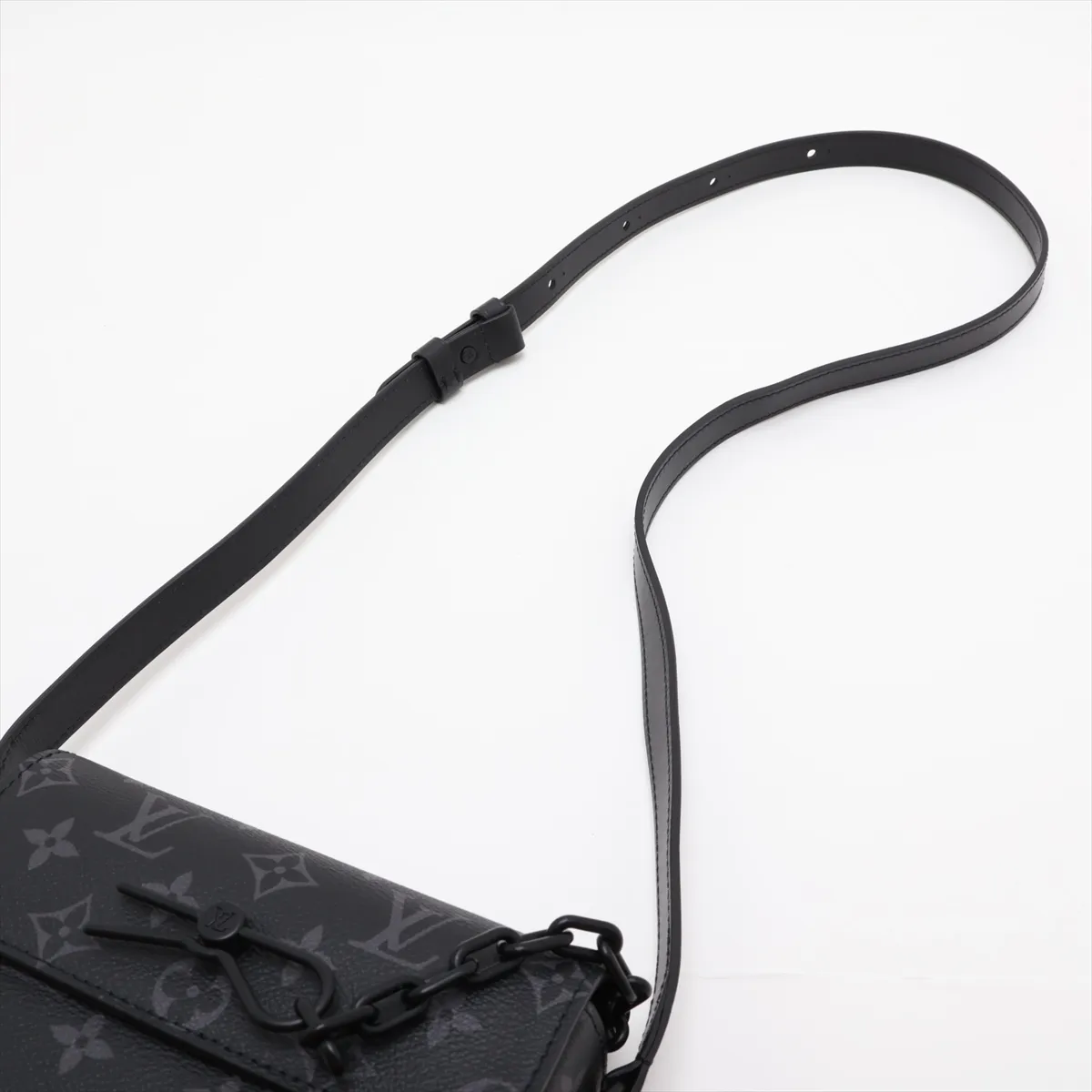Monogram Eclipse Steamer Wearable Wallet M81783 Black (RFID detected) — view 5