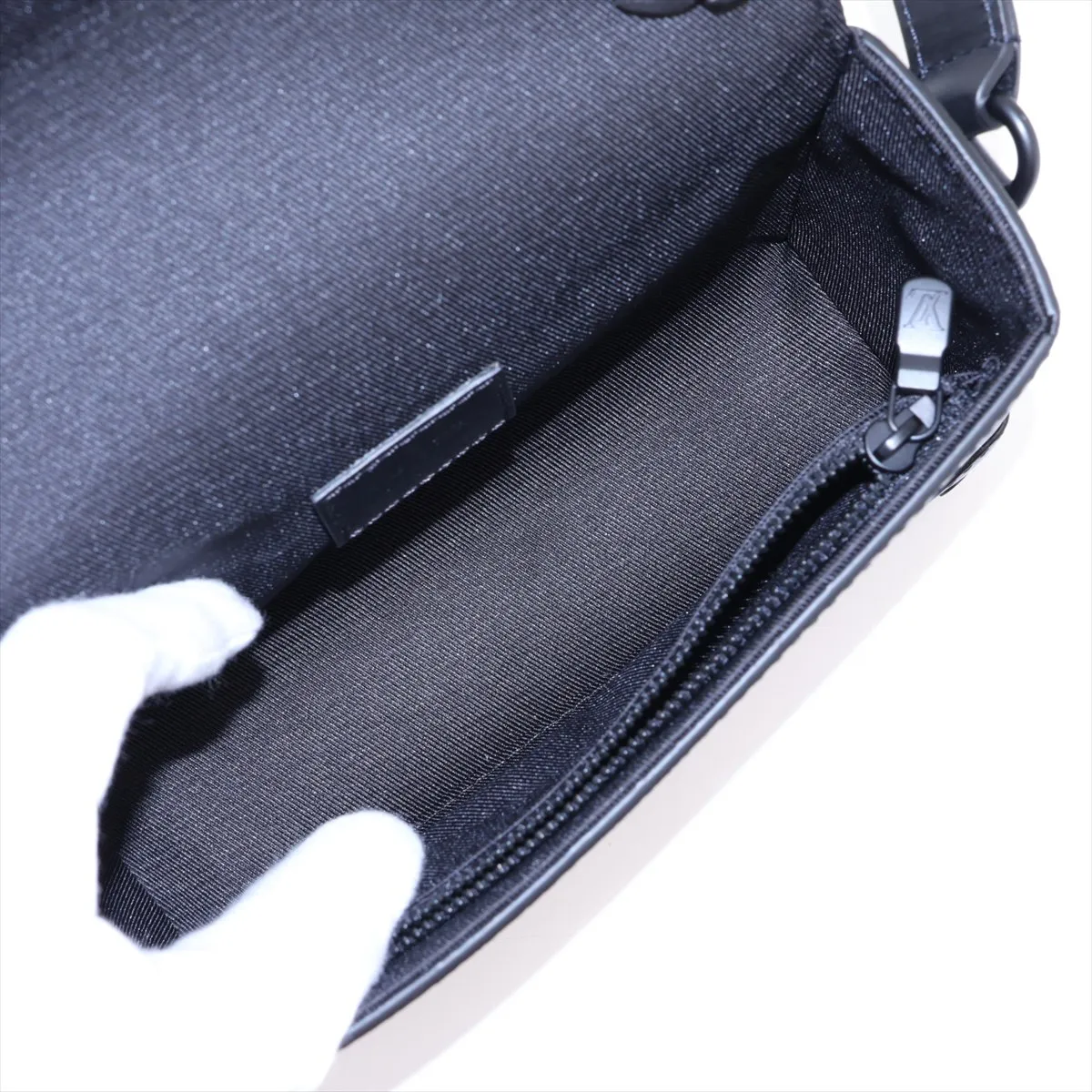 Monogram Eclipse Steamer Wearable Wallet M81783 Black (RFID detected) — view 6