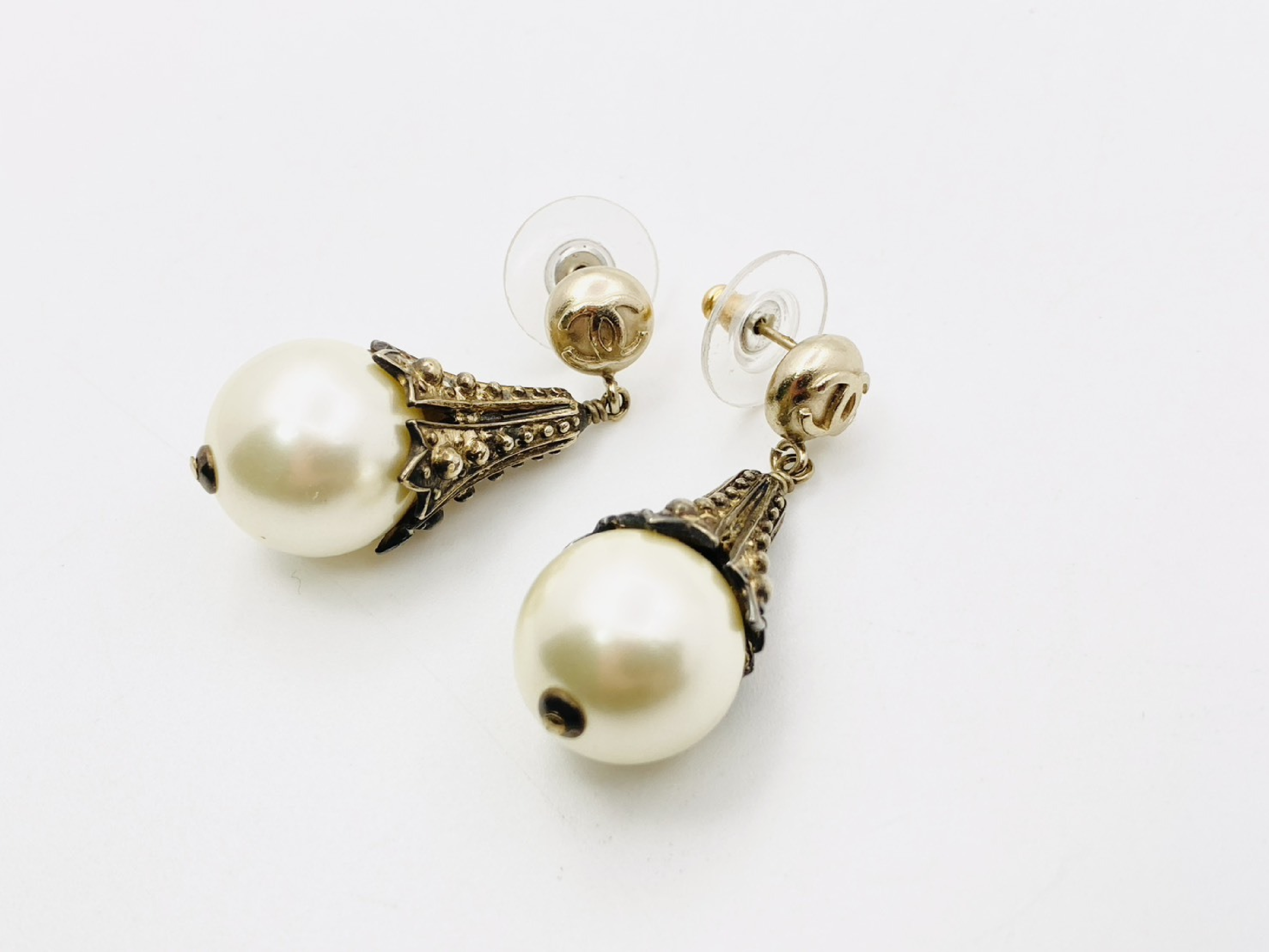 Coco Mark Faux Pearl Swing Earrings 03P Earrings — view 2