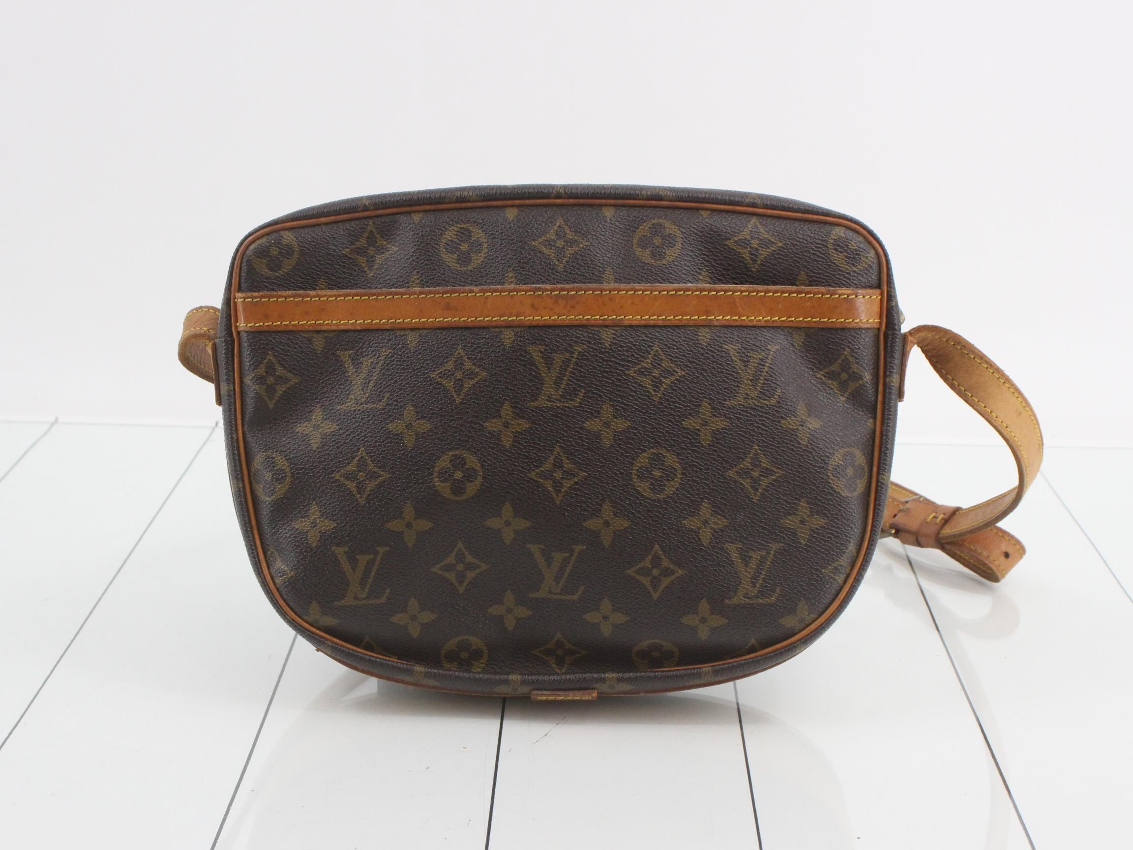 Jeune Fille 27 Monogram M51225 — view 2