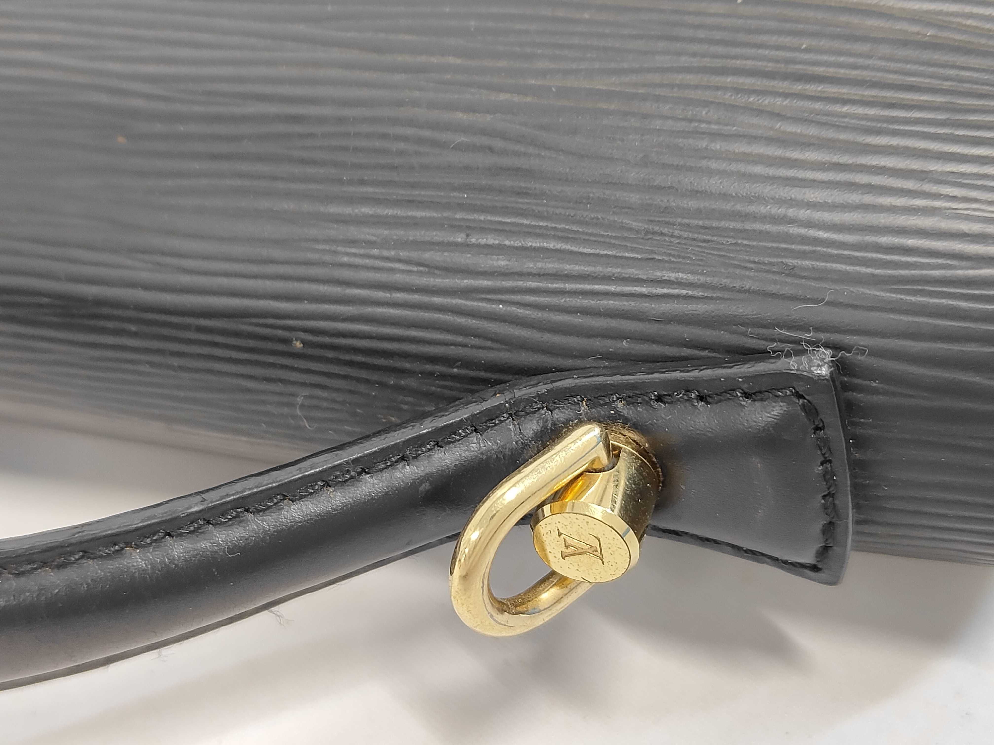 M52122 Monceau SR1002 Handbag 2WAY Epi Black Handbag — view 6
