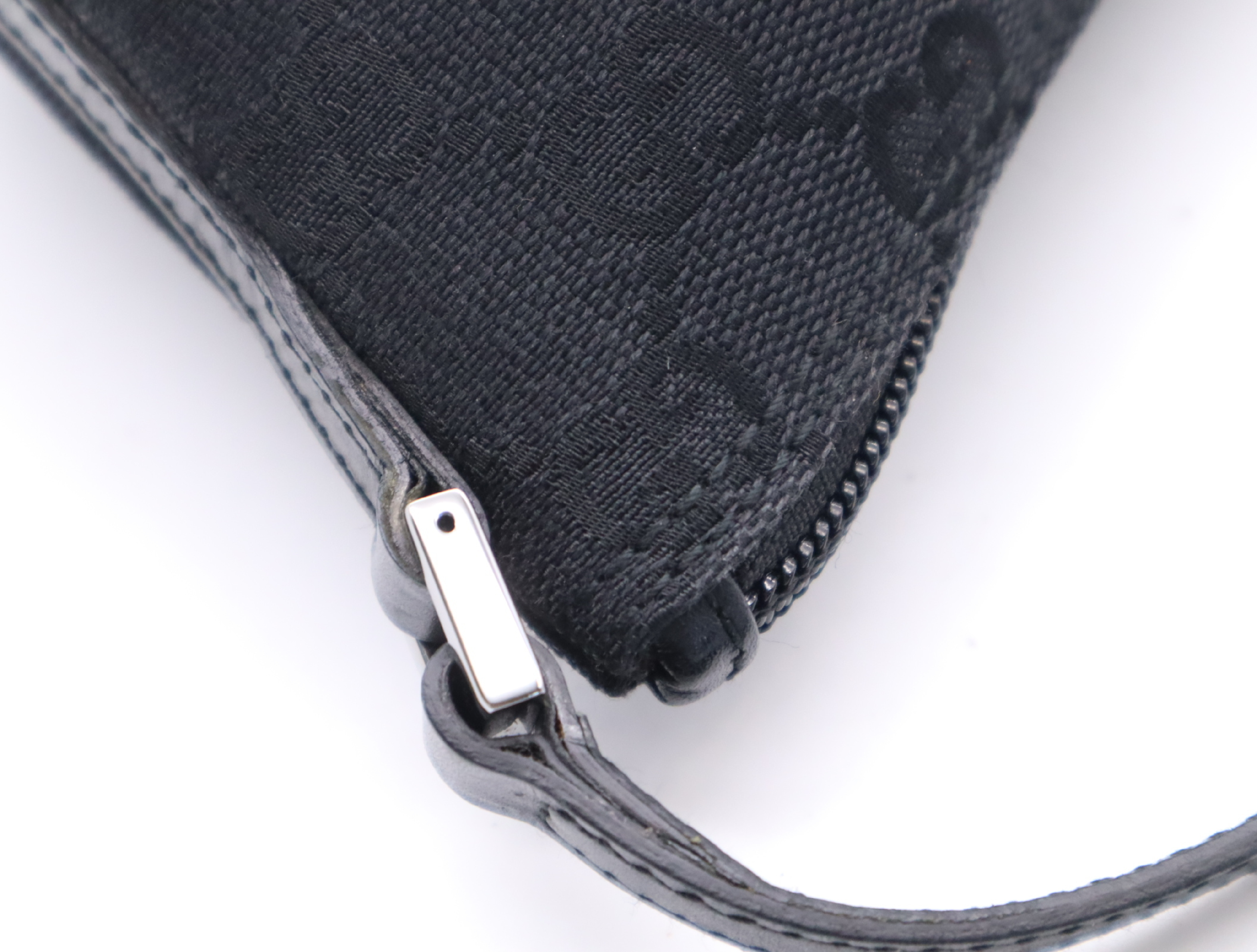 07198 GG Canvas Black Handbag — view 8