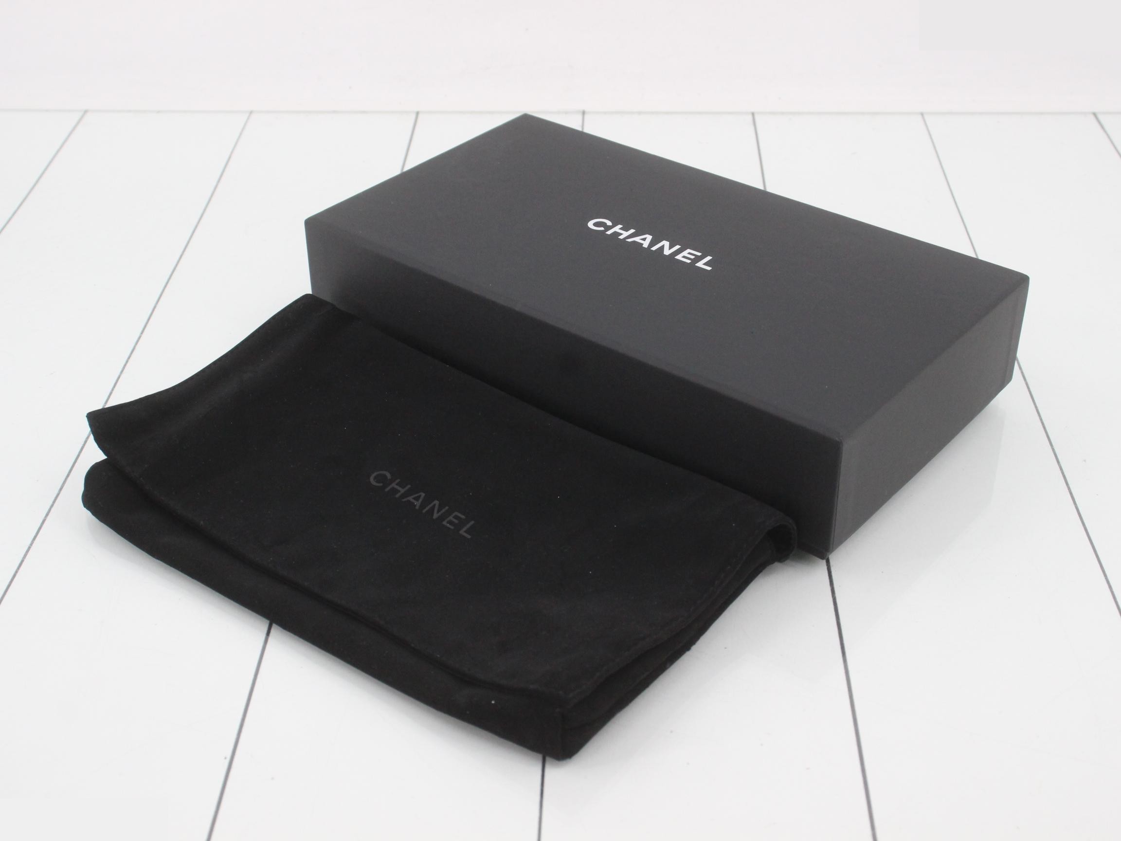 Camellia Bi-fold Long Wallet — view 5