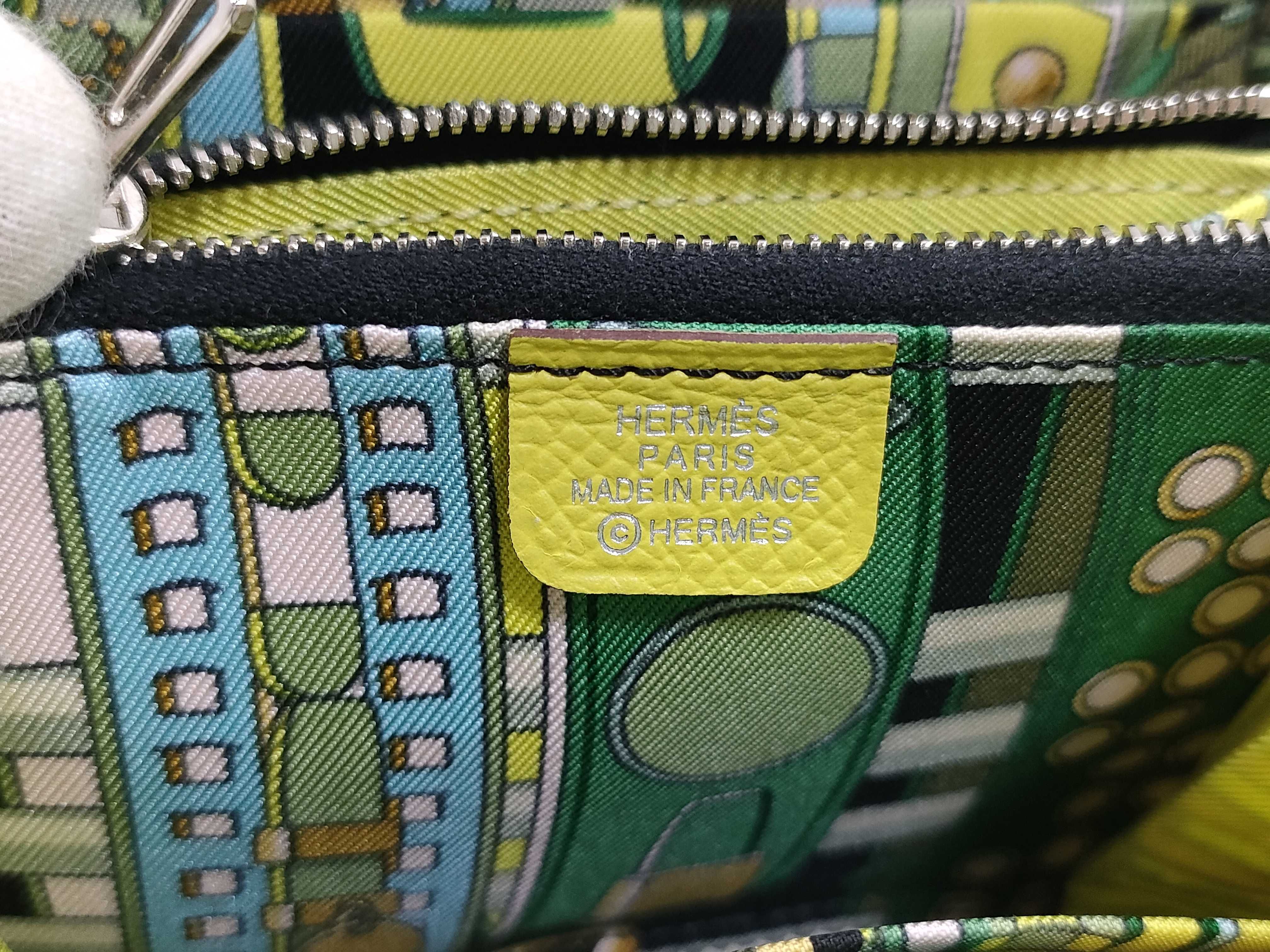 Azap Compact Silk In Veau Epsom Coin Case A: 2017 Wallet — view 9
