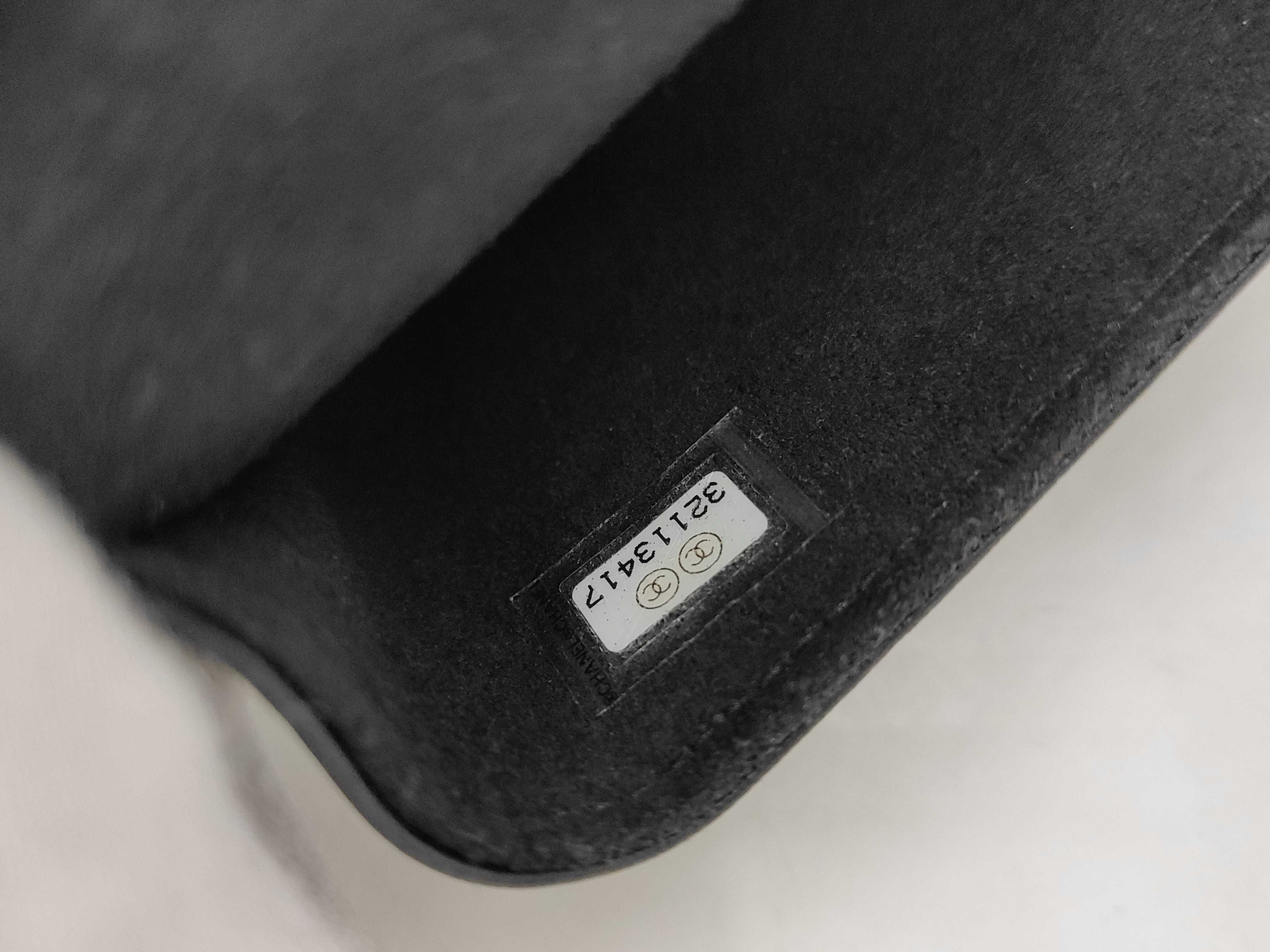 Chain Shoulder Bag — view 10