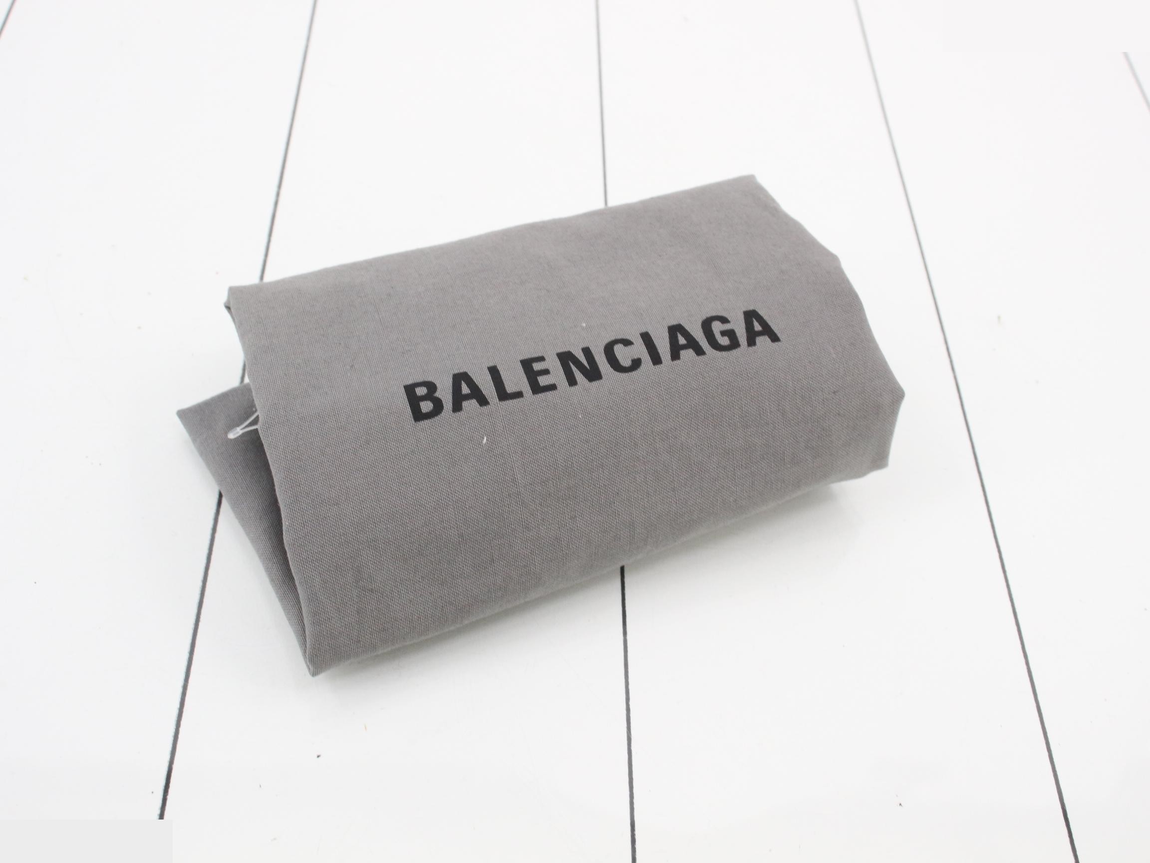 Navy pochette, storage bag — view 7