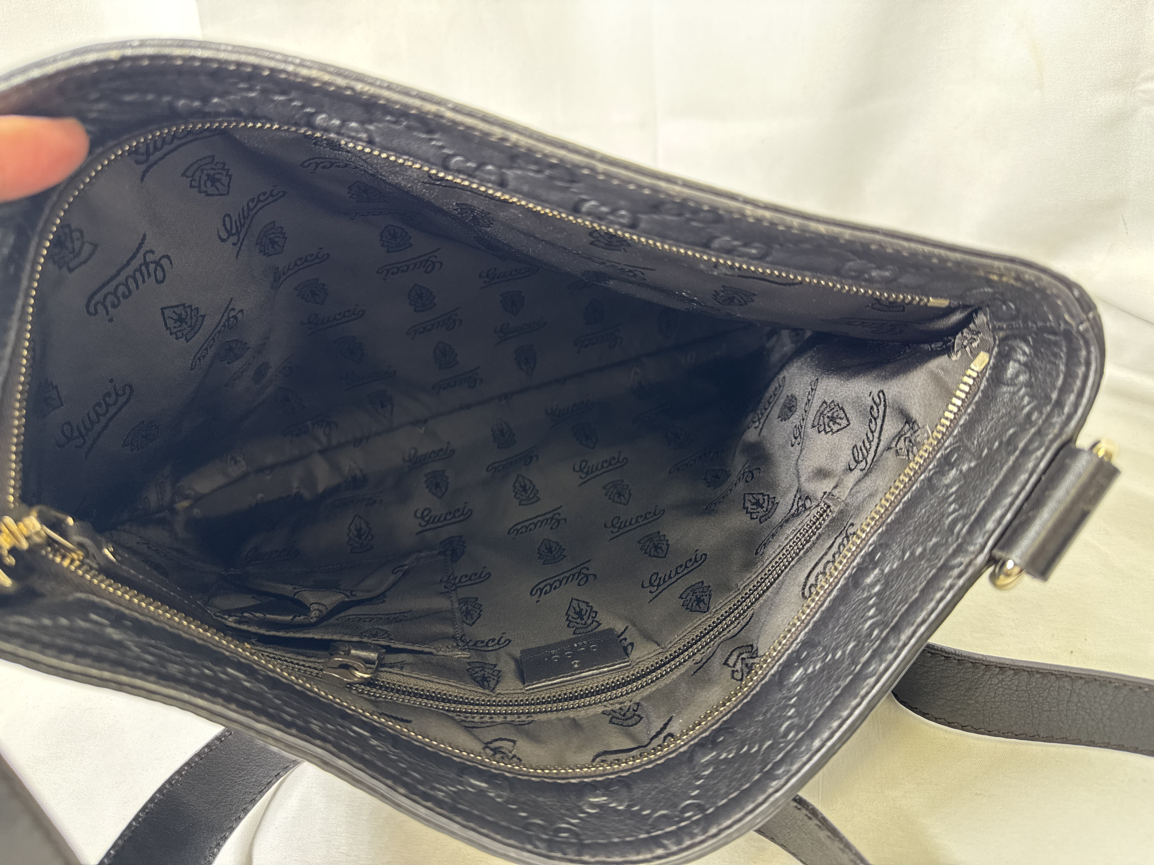 Guccissima Leather Shoulder Bag — view 4