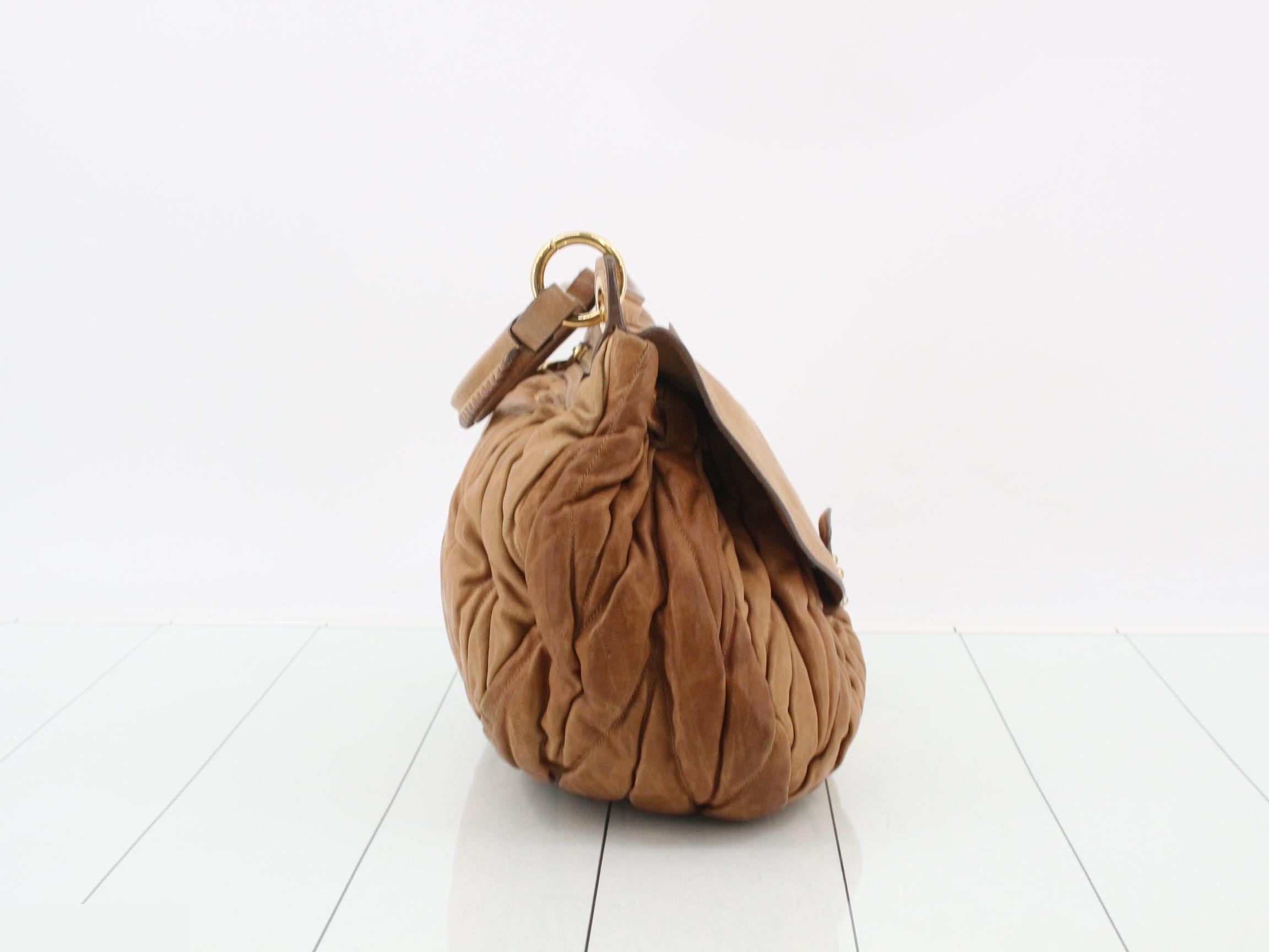 Matelassé (bag) - Shoulder bag — view 4