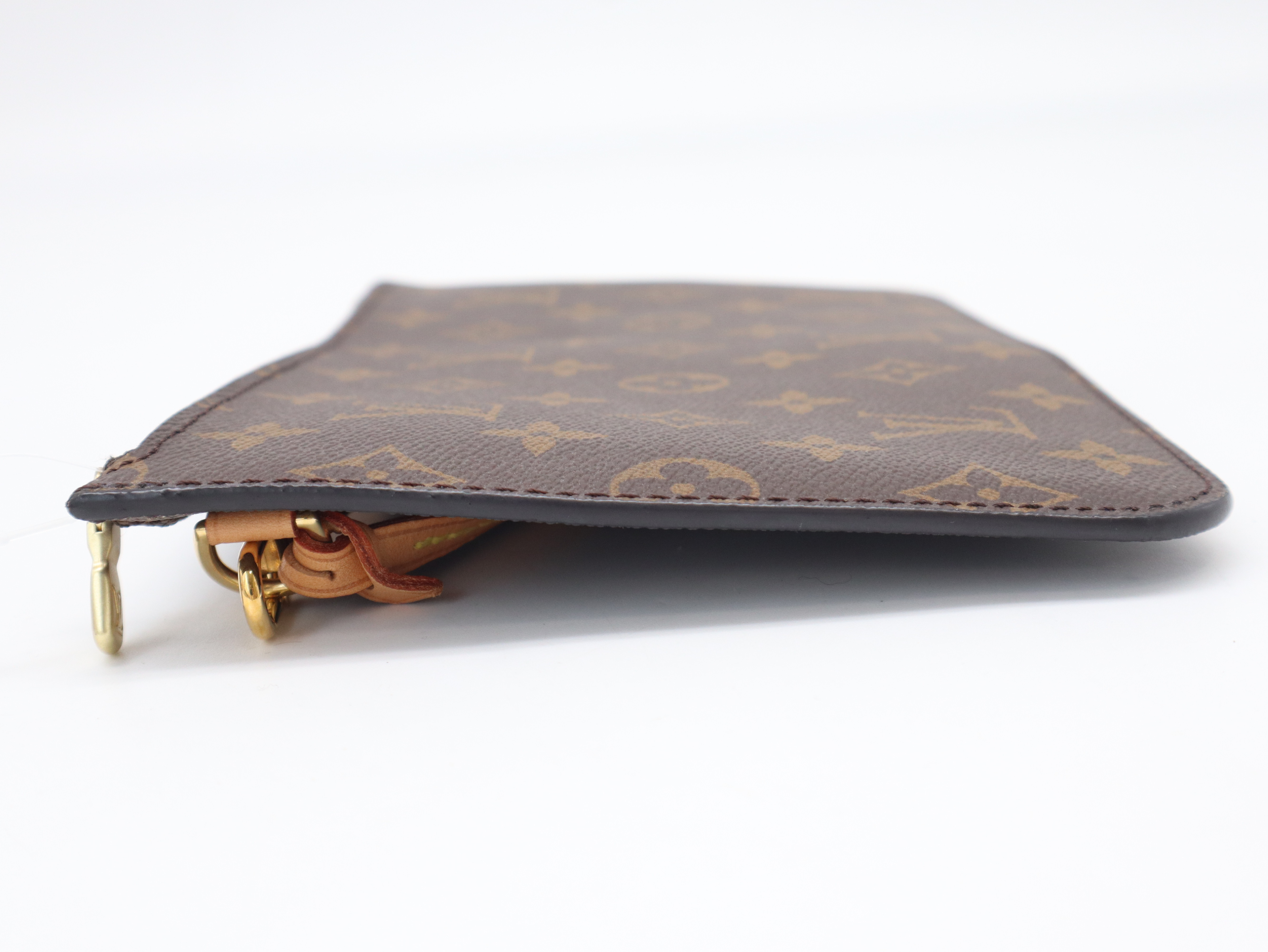 M40990 Monogram Neverfull Pouch (Sold Separately) — view 3