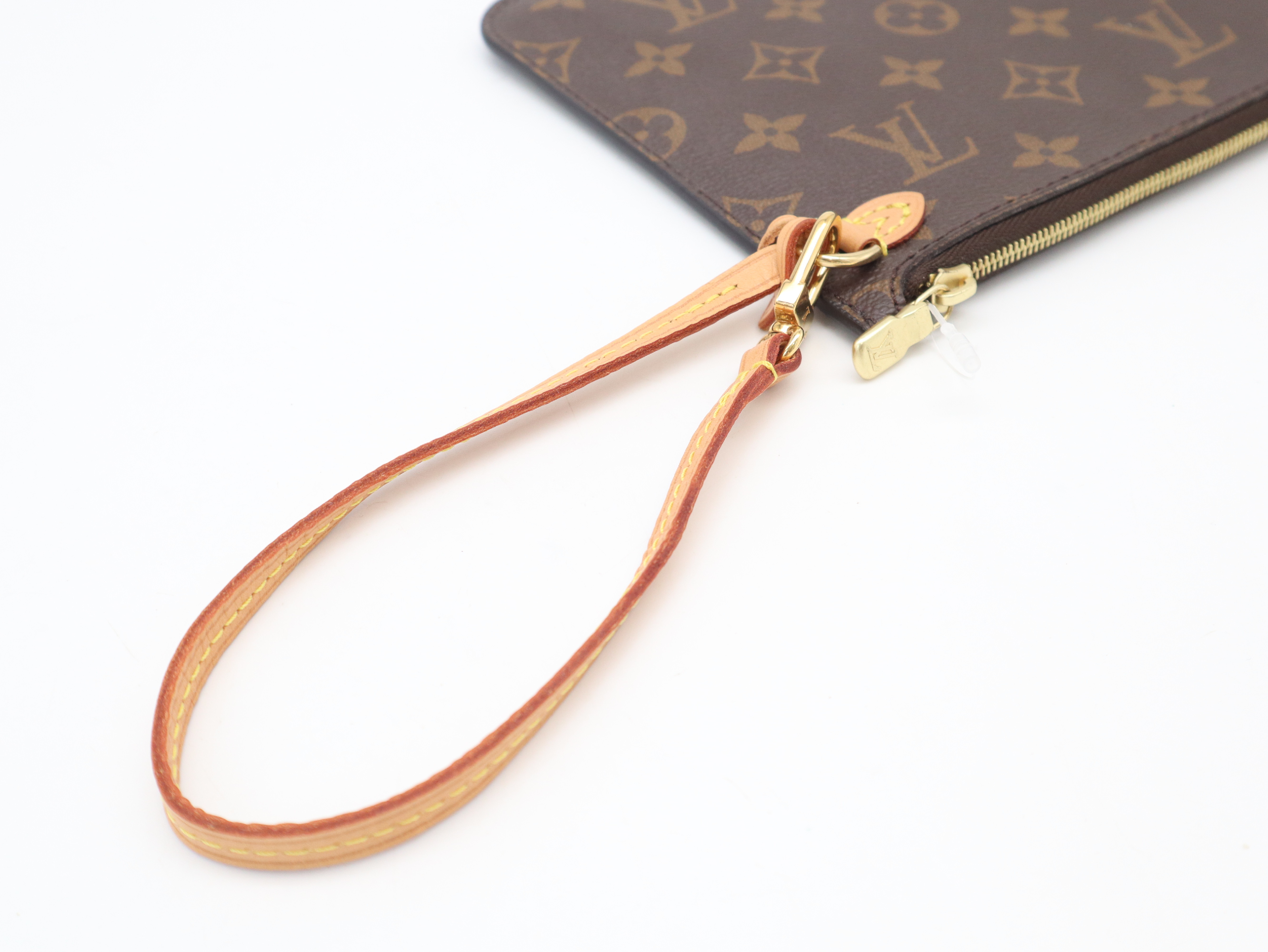 M40990 Monogram Neverfull Pouch (Sold Separately) — view 6