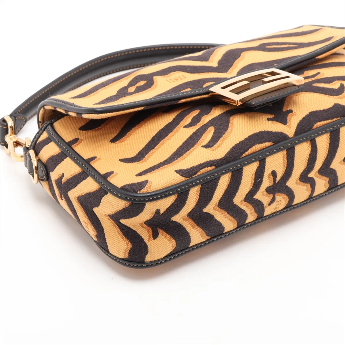 Mamma Bucket 8BR600 Canvas x Leather 2-Way Shoulder Bag Yellow x Black — view 4