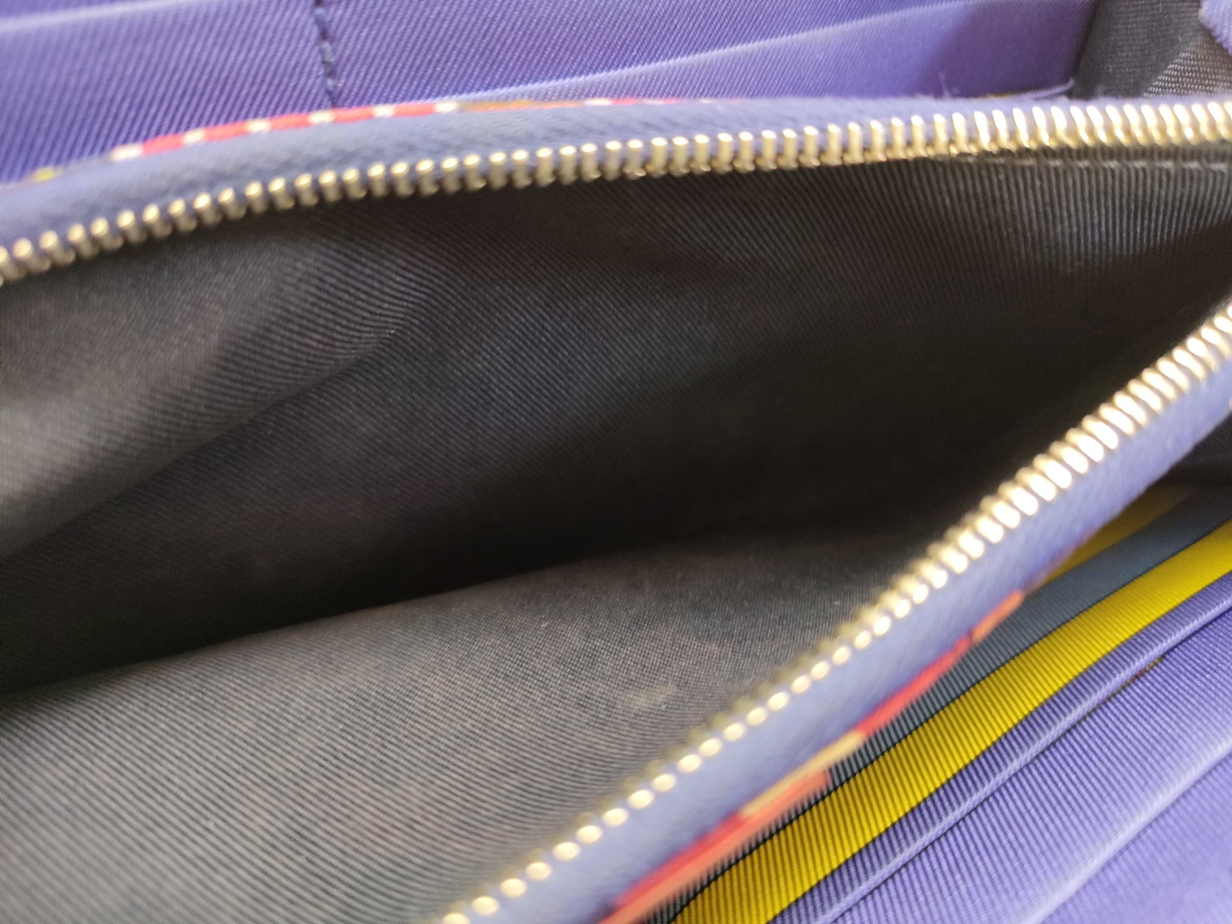 Azap Silk In Long Wallet — view 9