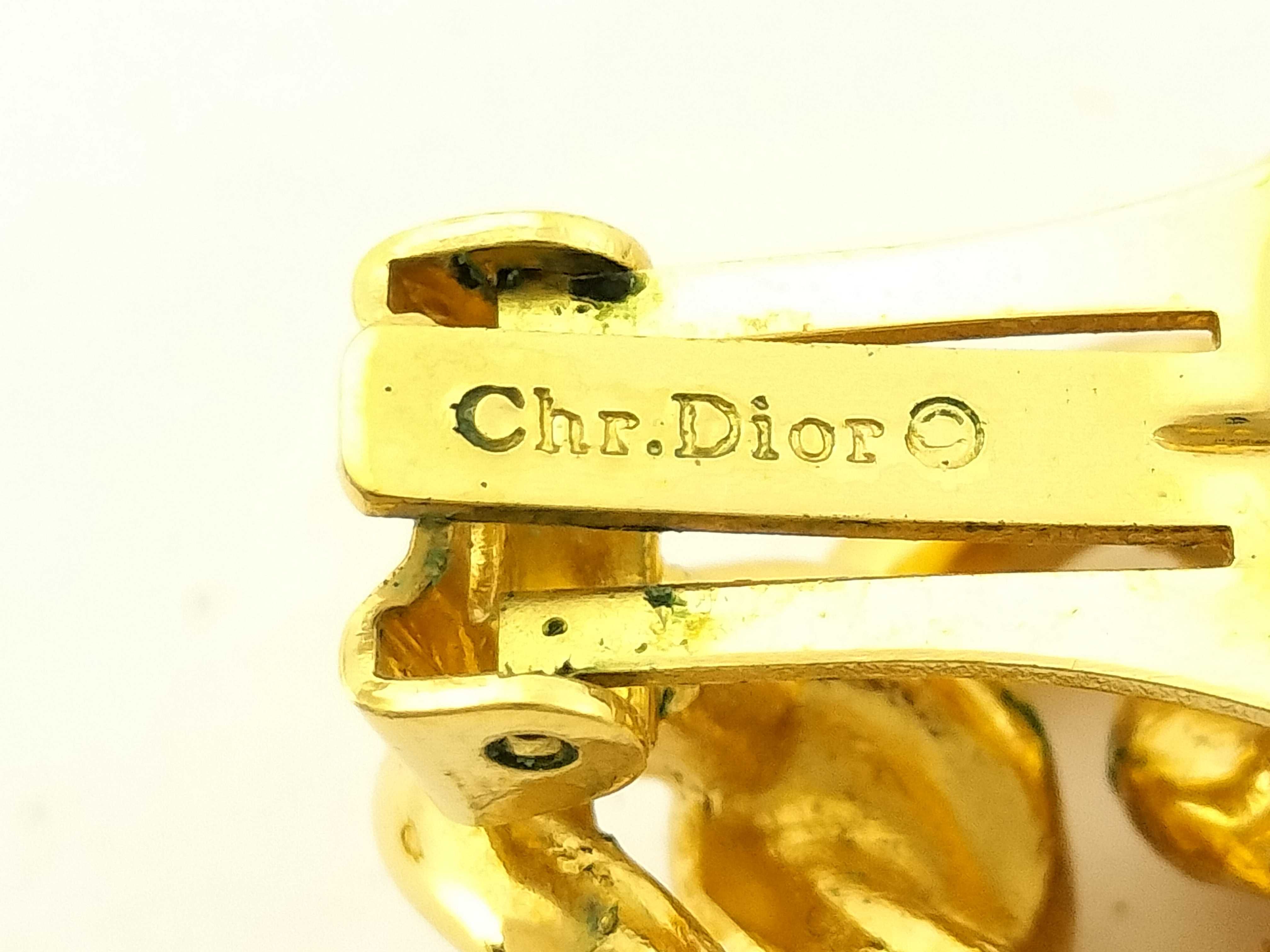 earrings — view 3