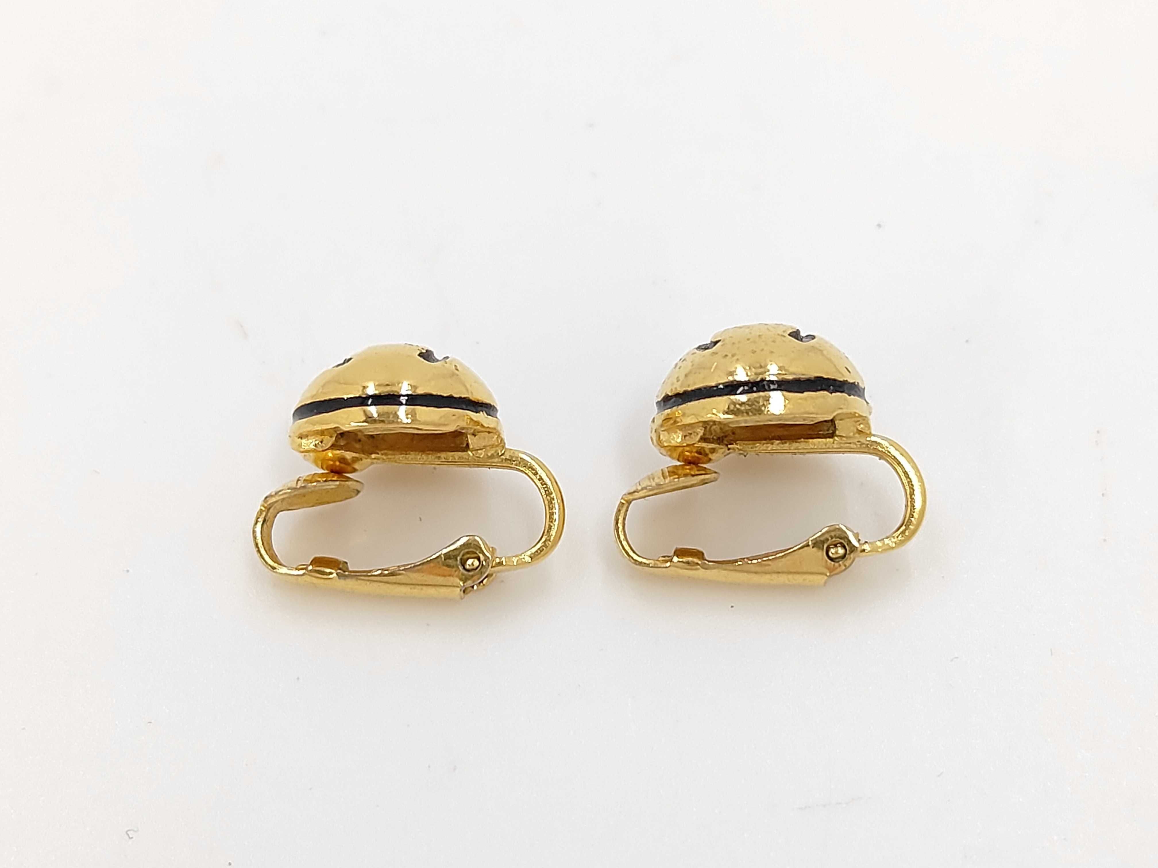 Round Coco Gold YG Earrings — view 4