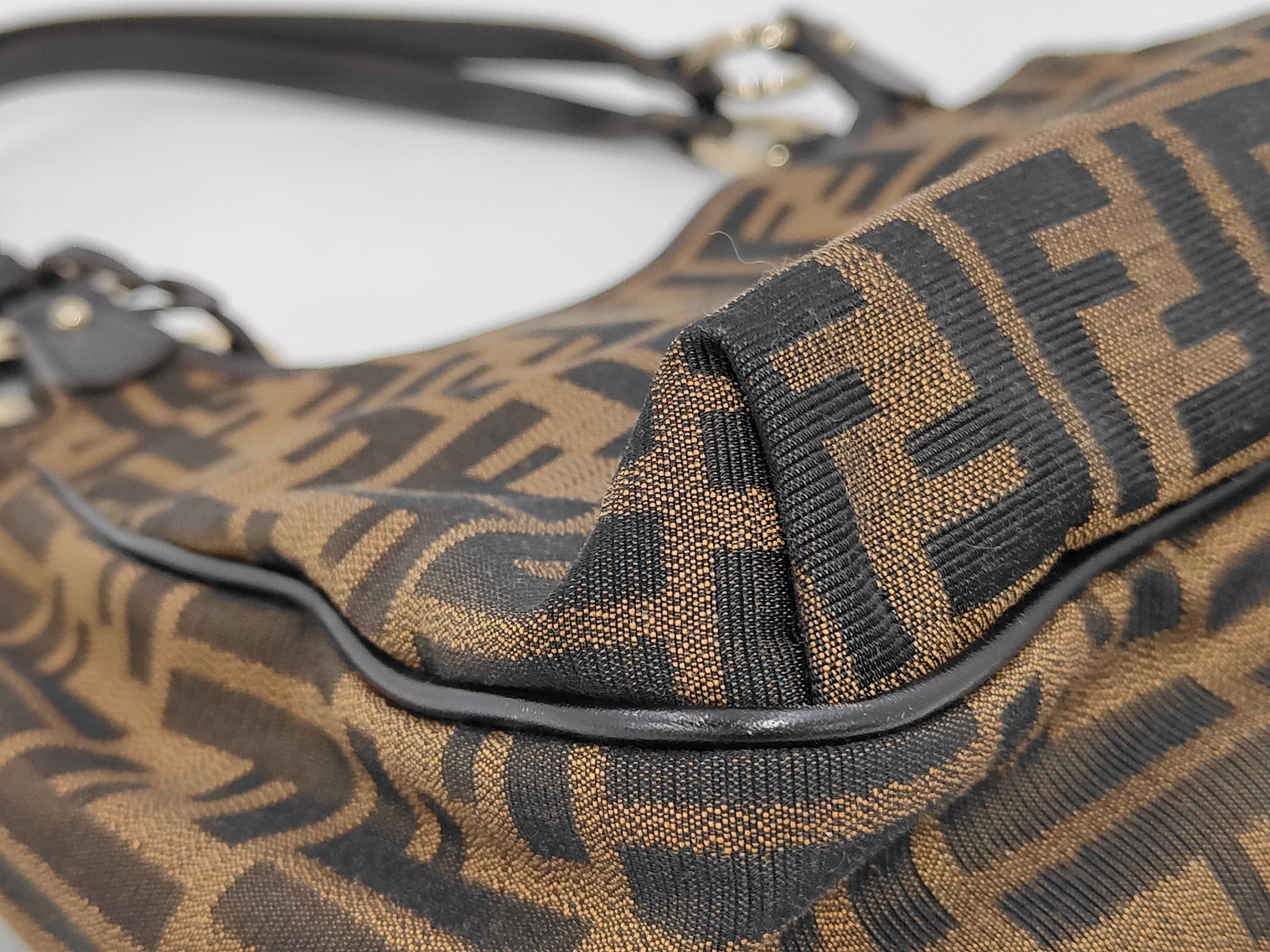 Zucca pattern logo hardware handbag — view 6