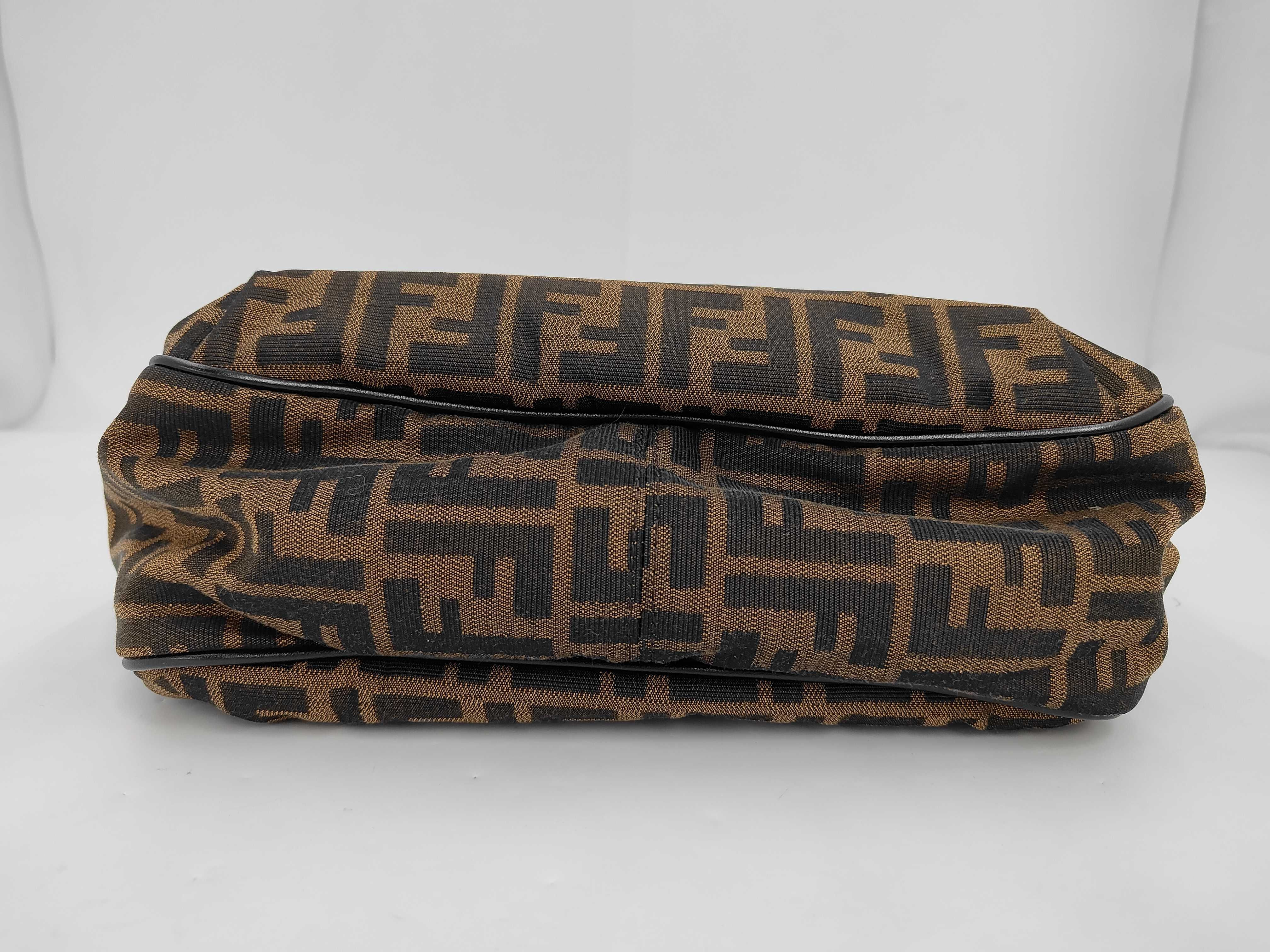 Zucca pattern logo hardware handbag — view 7