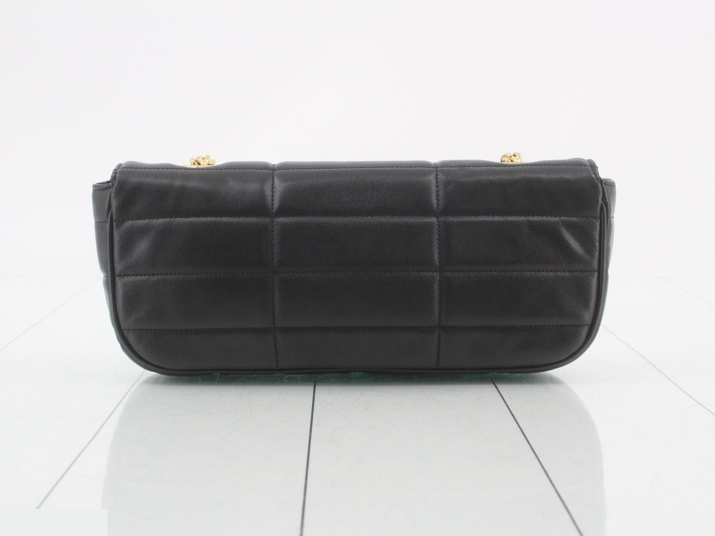Matelassé Monochrome Leather Semi-Shoulder Bag — view 2