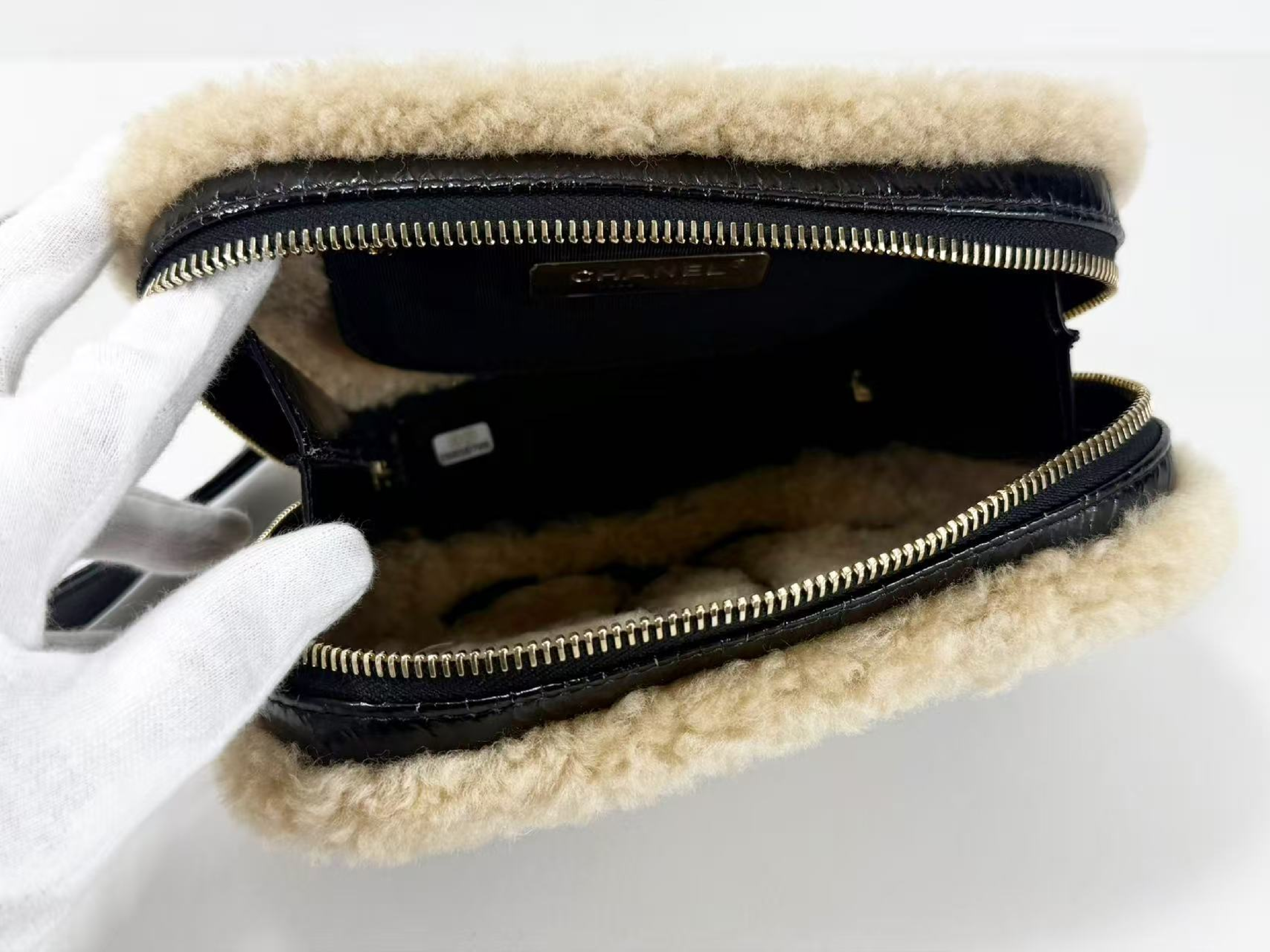 Large Coco Mouton Waist Pouch with Wrinkled Coco Charm, W18/H11/D5cm (approx.), Serial Number in the 28 range, with Authenticity Card and Seal, Gold Hardware, 28858708 Shoulder Bag — view 13