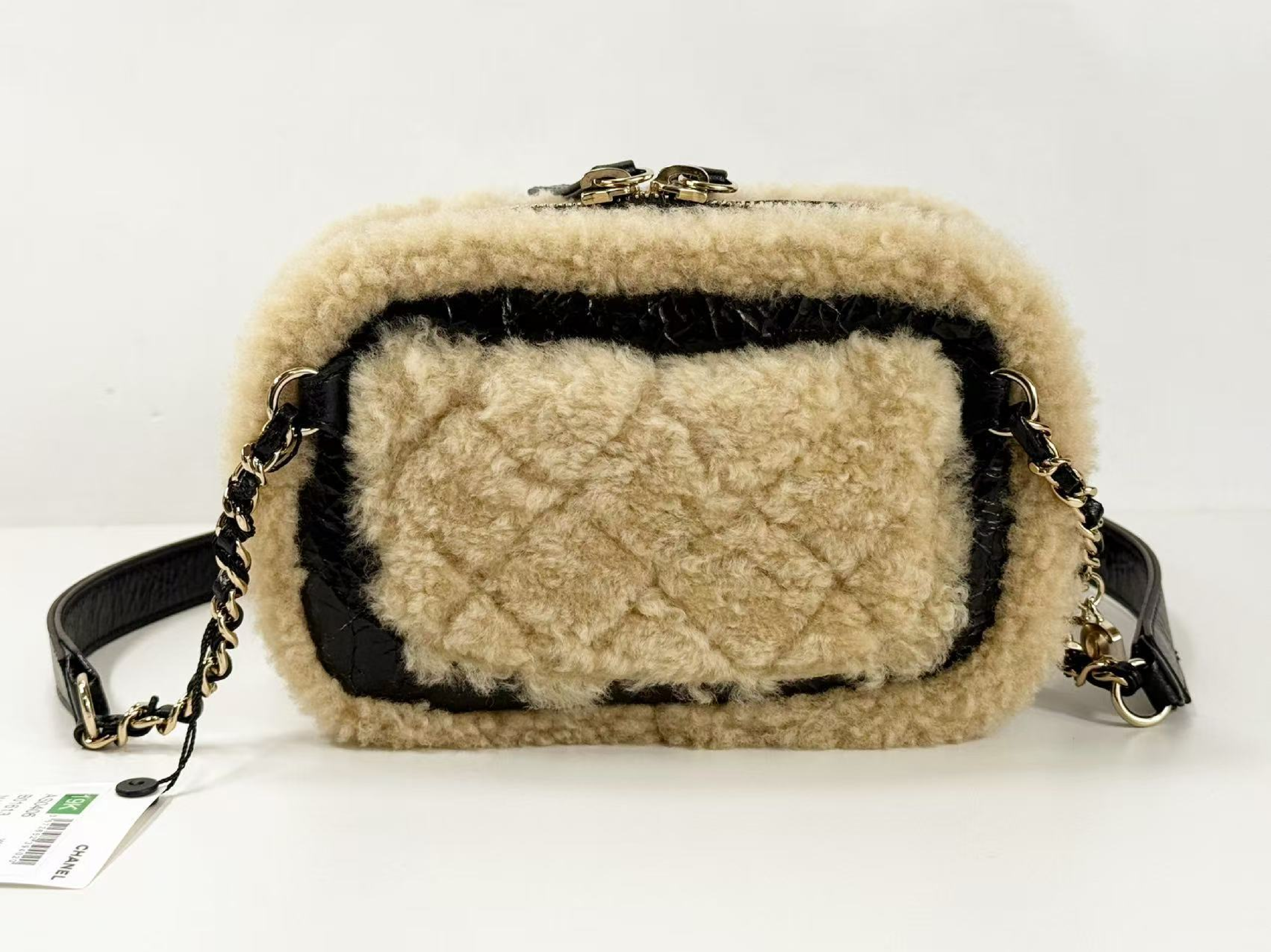 Large Coco Mouton Waist Pouch with Wrinkled Coco Charm, W18/H11/D5cm (approx.), Serial Number in the 28 range, with Authenticity Card and Seal, Gold Hardware, 28858708 Shoulder Bag — view 3