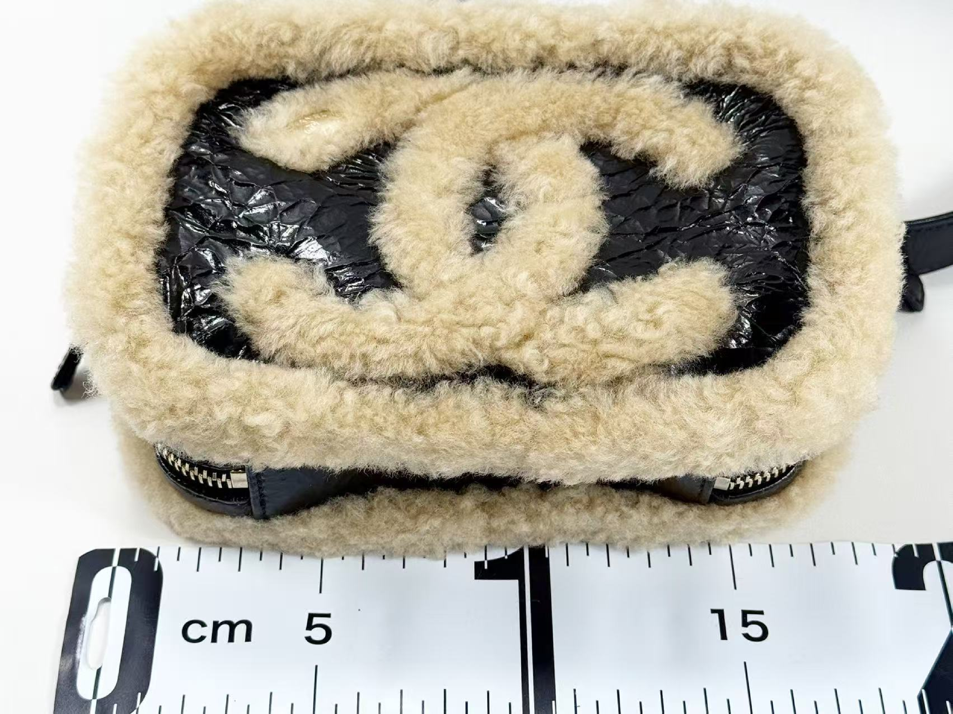 Large Coco Mouton Waist Pouch with Wrinkled Coco Charm, W18/H11/D5cm (approx.), Serial Number in the 28 range, with Authenticity Card and Seal, Gold Hardware, 28858708 Shoulder Bag — view 4