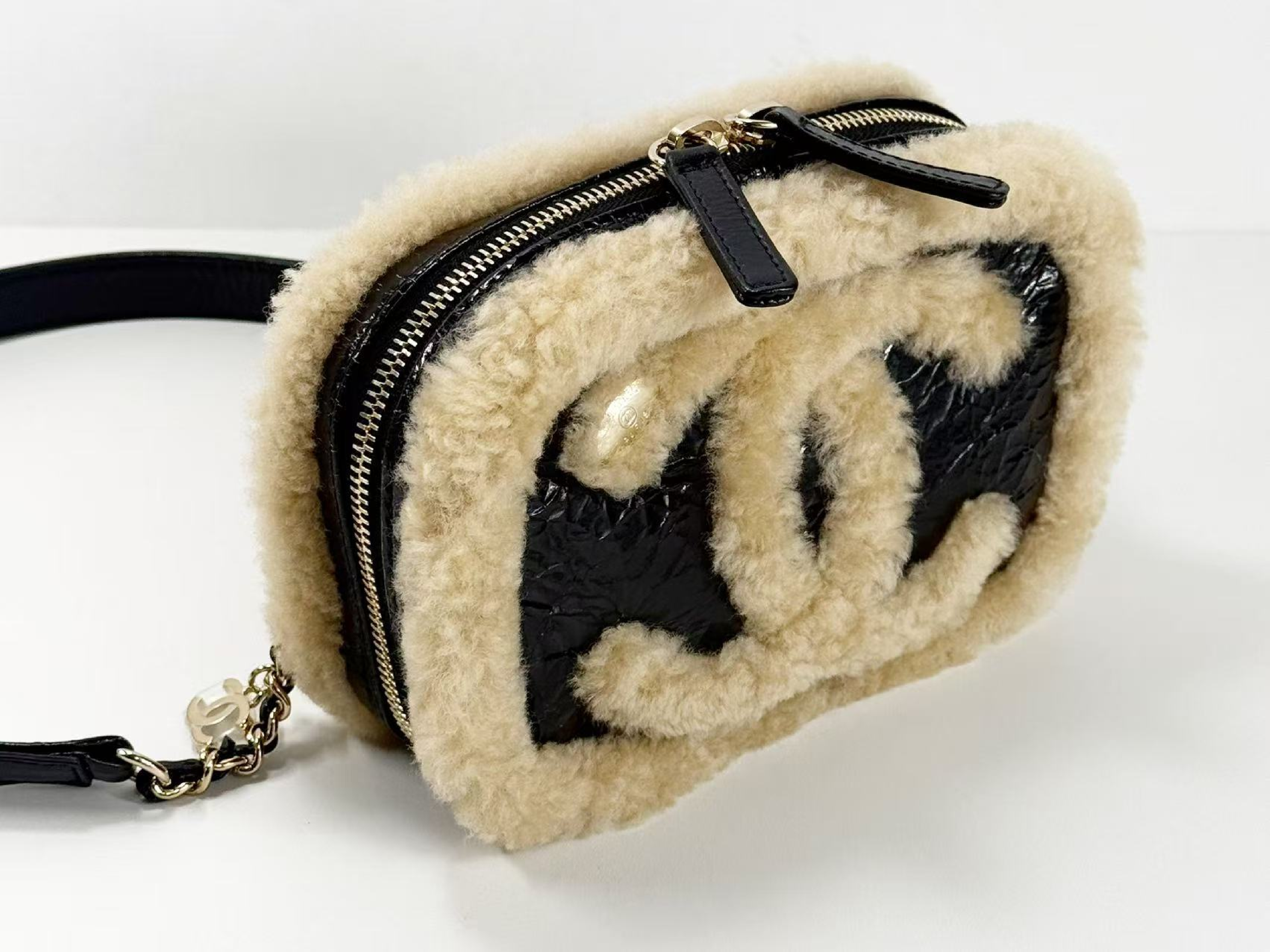 Large Coco Mouton Waist Pouch with Wrinkled Coco Charm, W18/H11/D5cm (approx.), Serial Number in the 28 range, with Authenticity Card and Seal, Gold Hardware, 28858708 Shoulder Bag — view 6