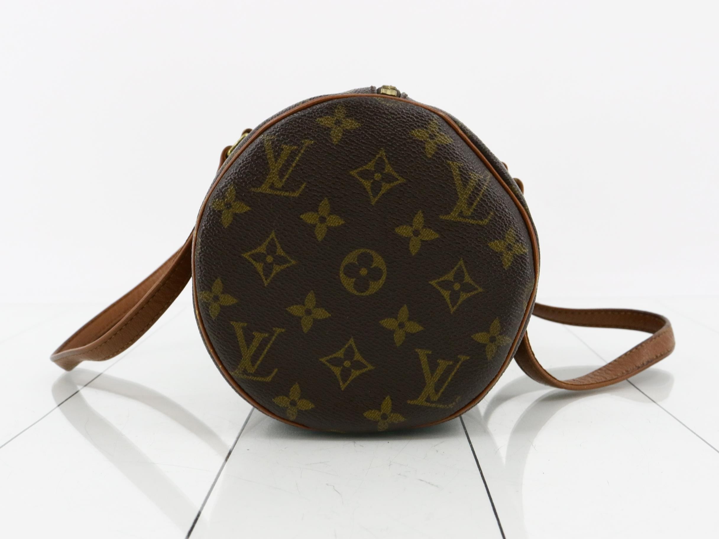 handbag — view 3