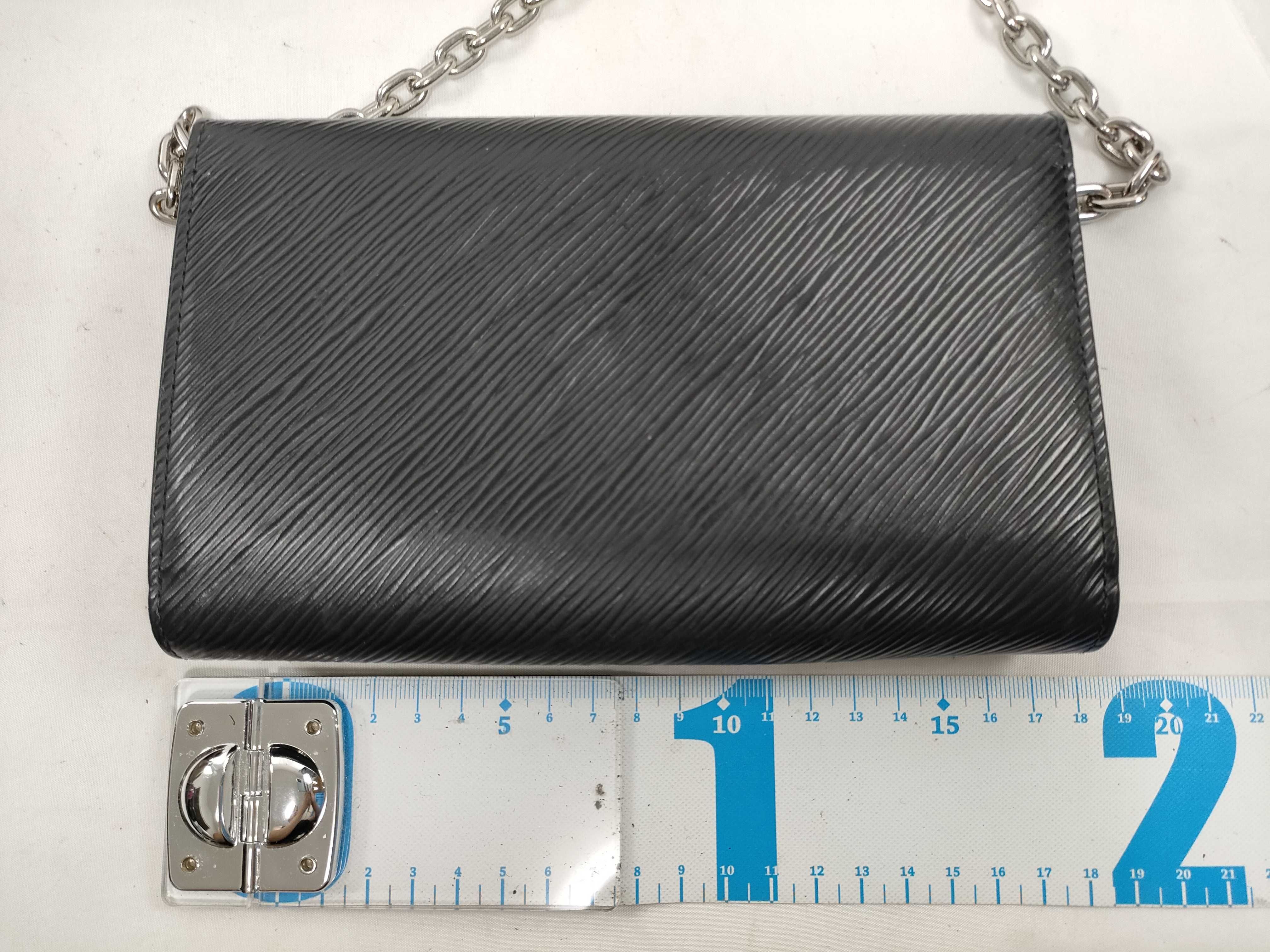 Epi Portefeuille Twist Chain M62038 Black SP3128 Shoulder Bag — view 2