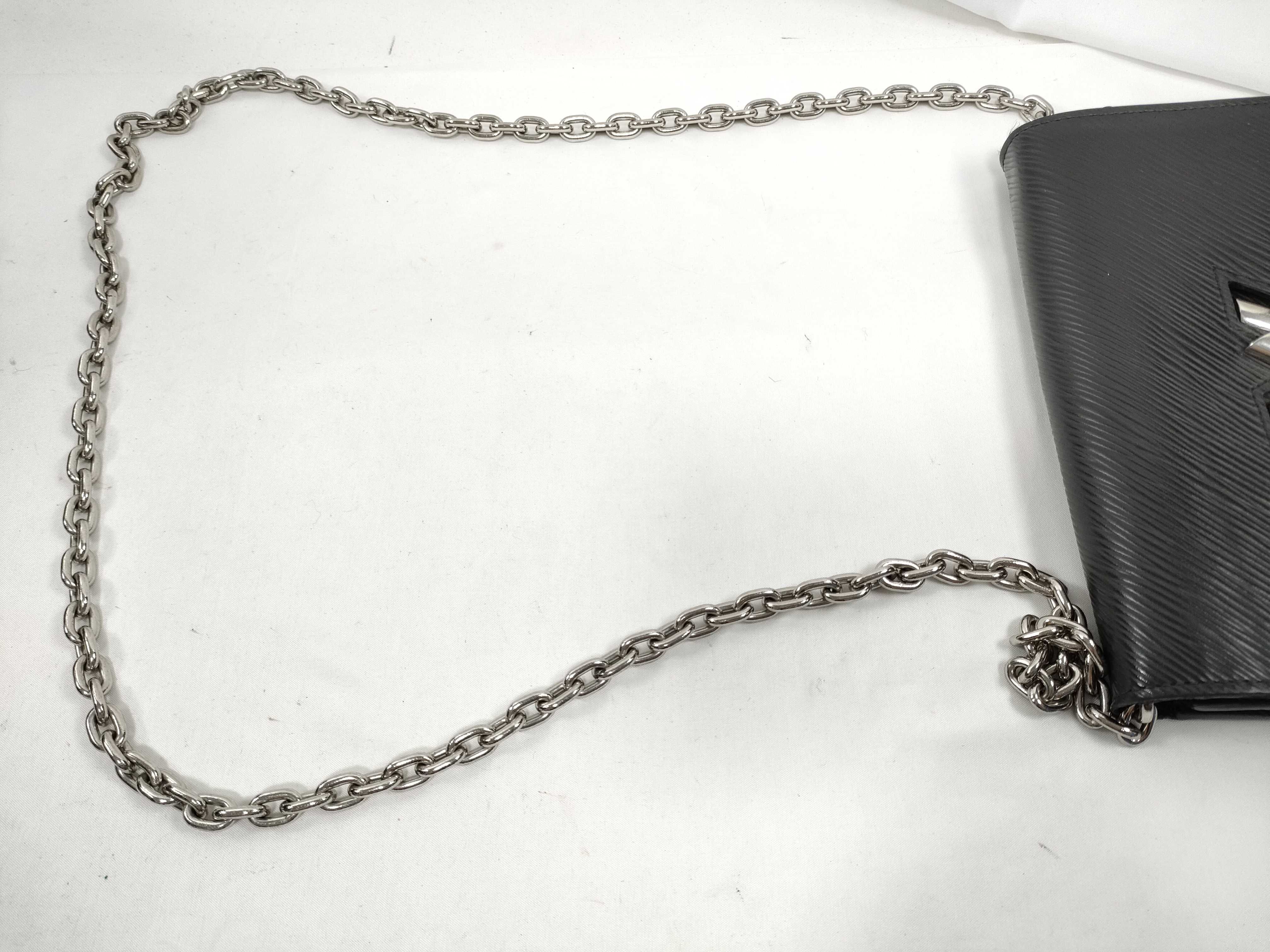 Epi Portefeuille Twist Chain M62038 Black SP3128 Shoulder Bag — view 5