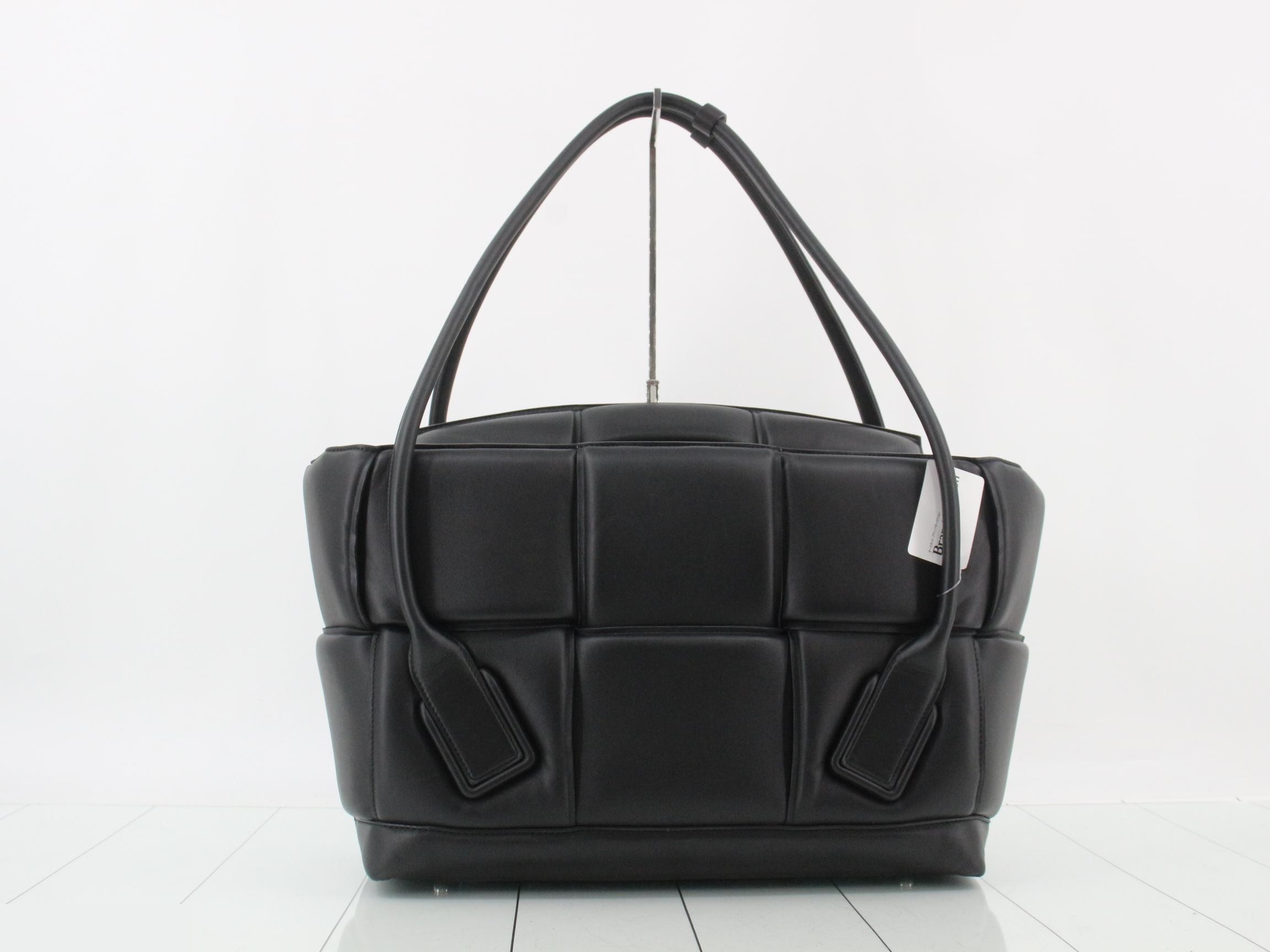 Leather tote bag, black