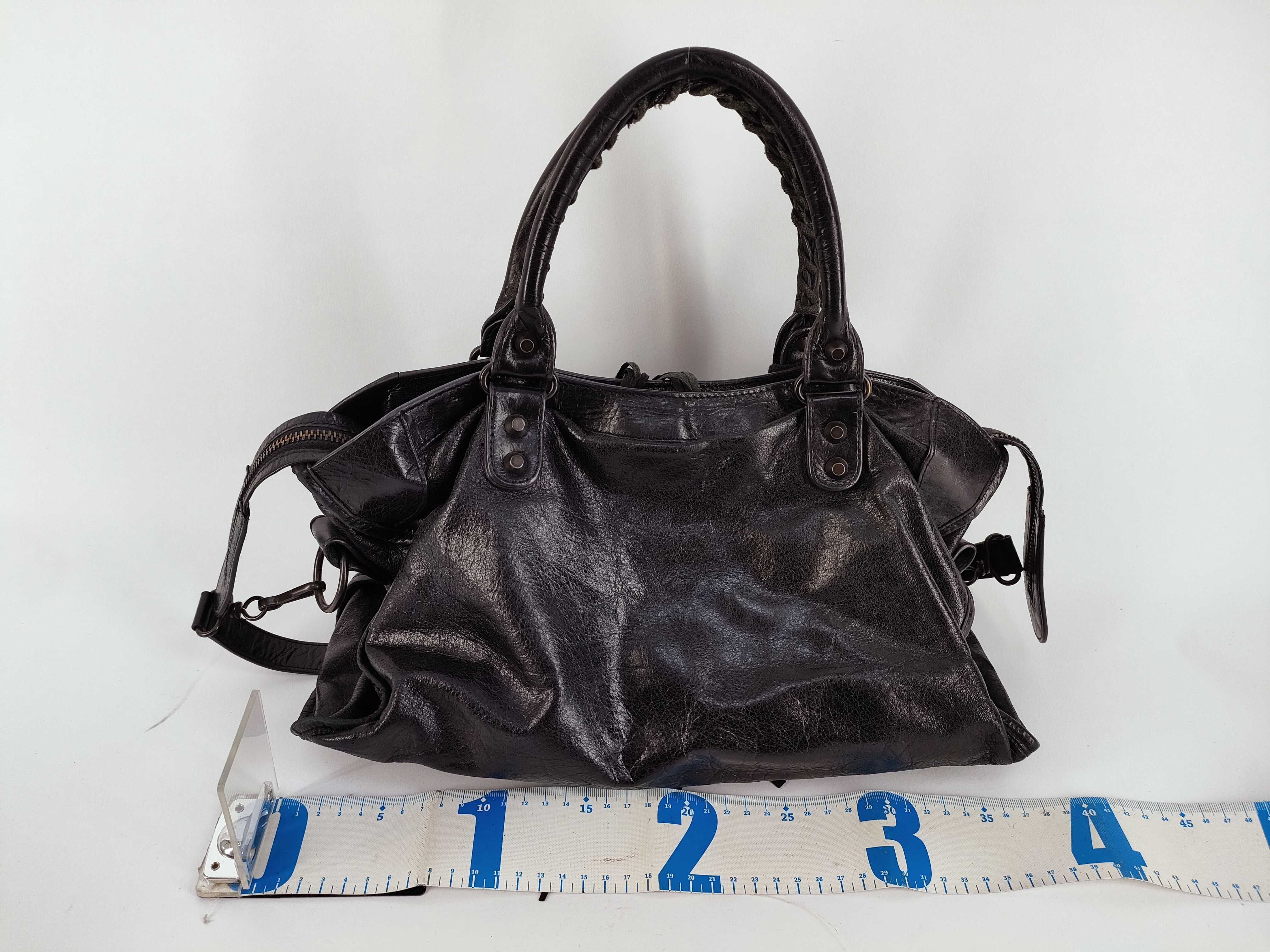 The City Leather 2-Way Shoulder Bag/Handbag — view 2