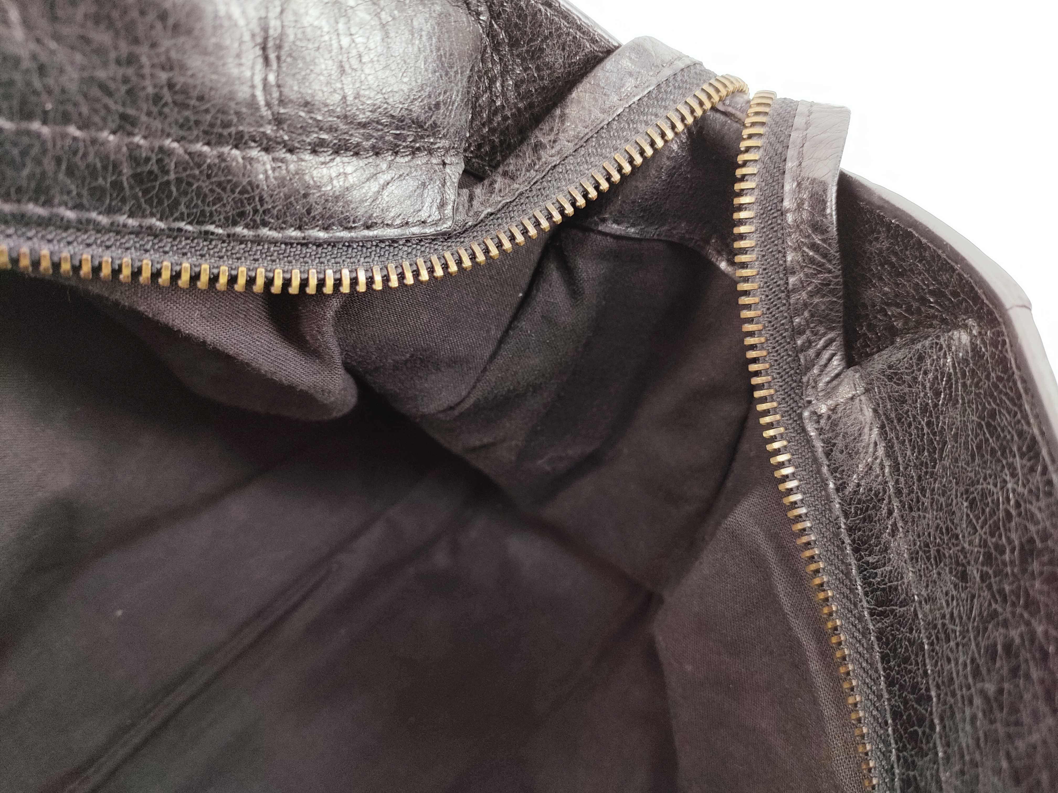 The City Leather 2-Way Shoulder Bag/Handbag — view 10