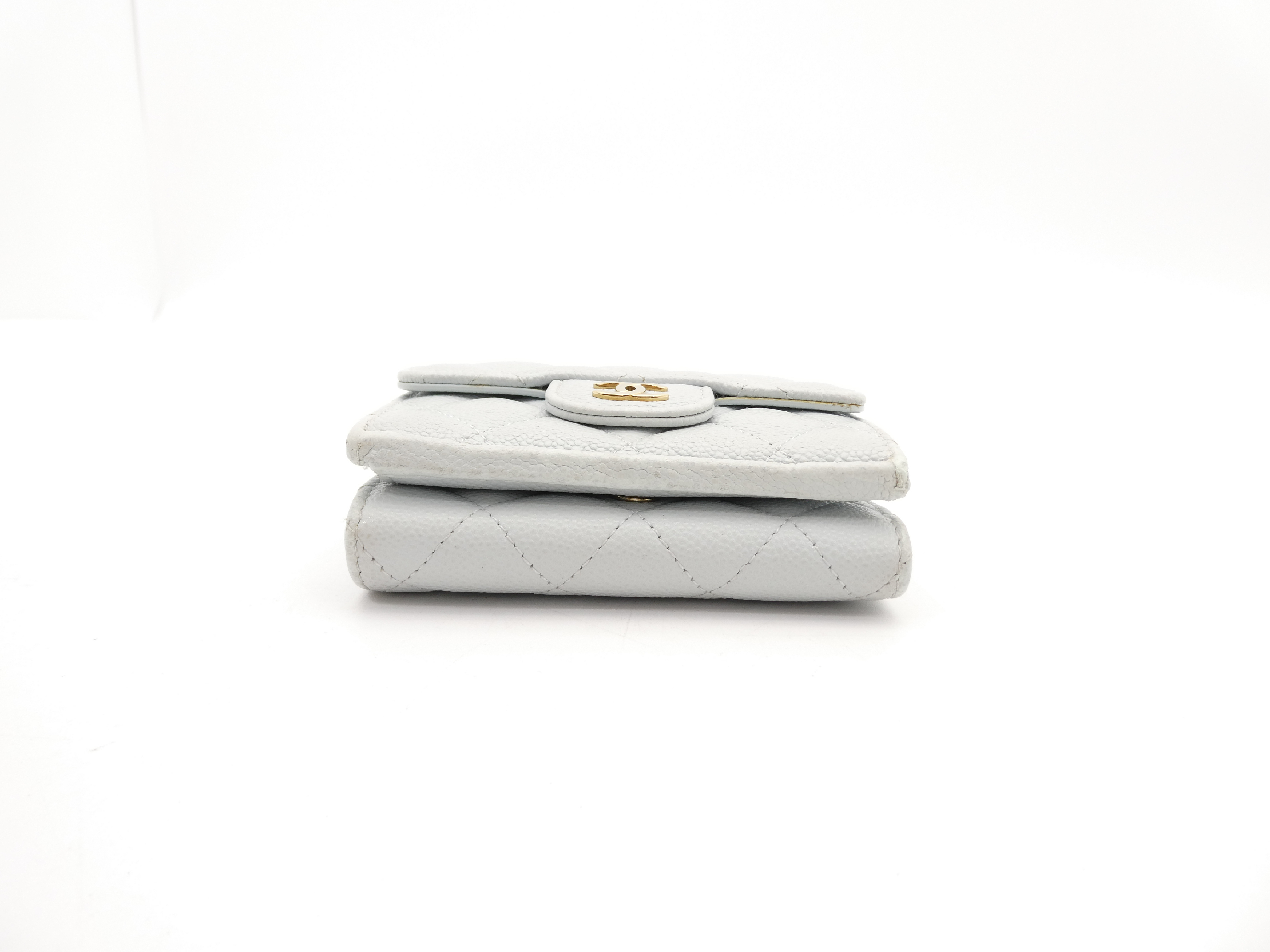Matelassé Coco Mark Caviar Skin Tri-fold Wallet — view 5
