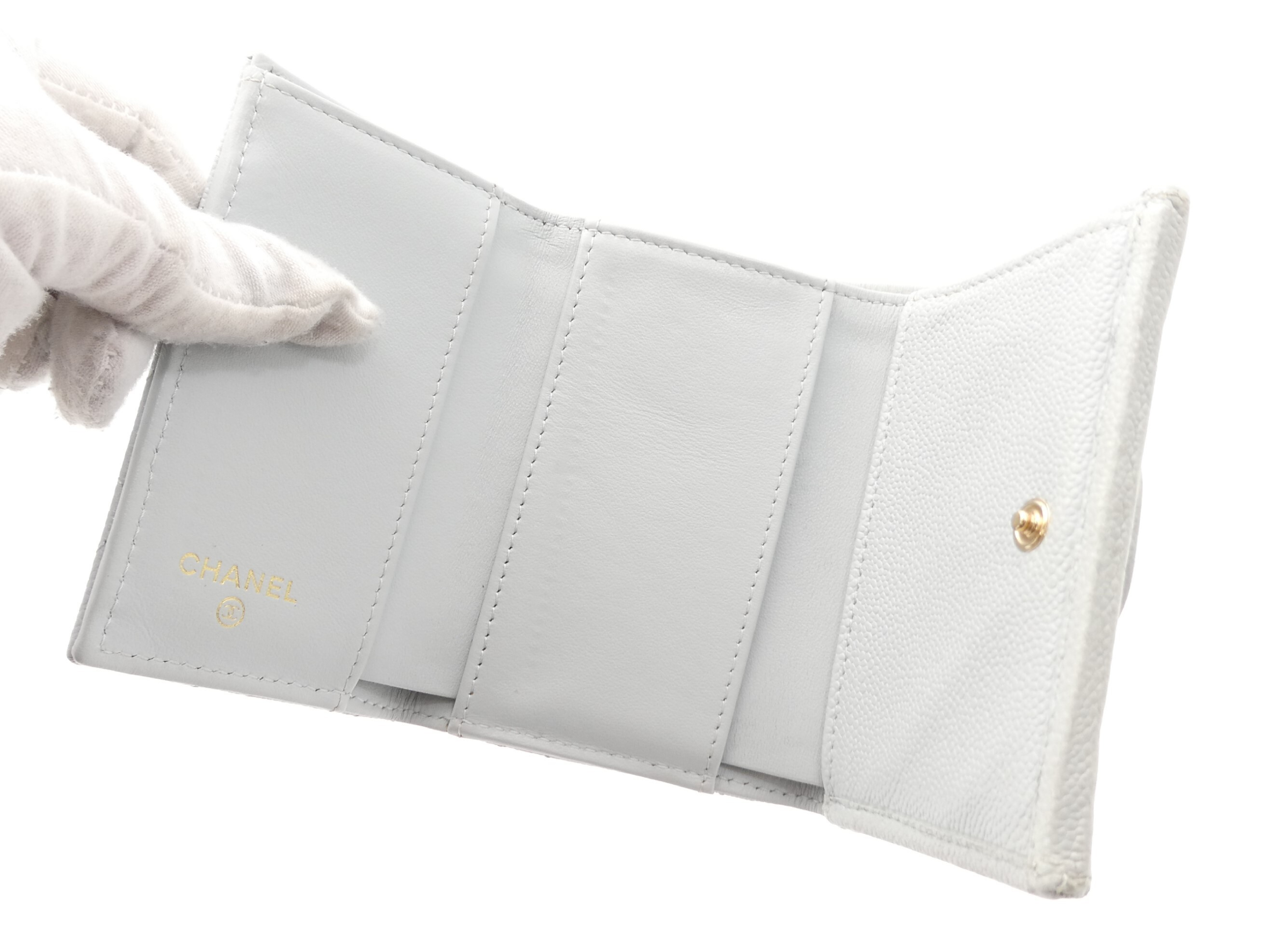 Matelassé Coco Mark Caviar Skin Tri-fold Wallet — view 6
