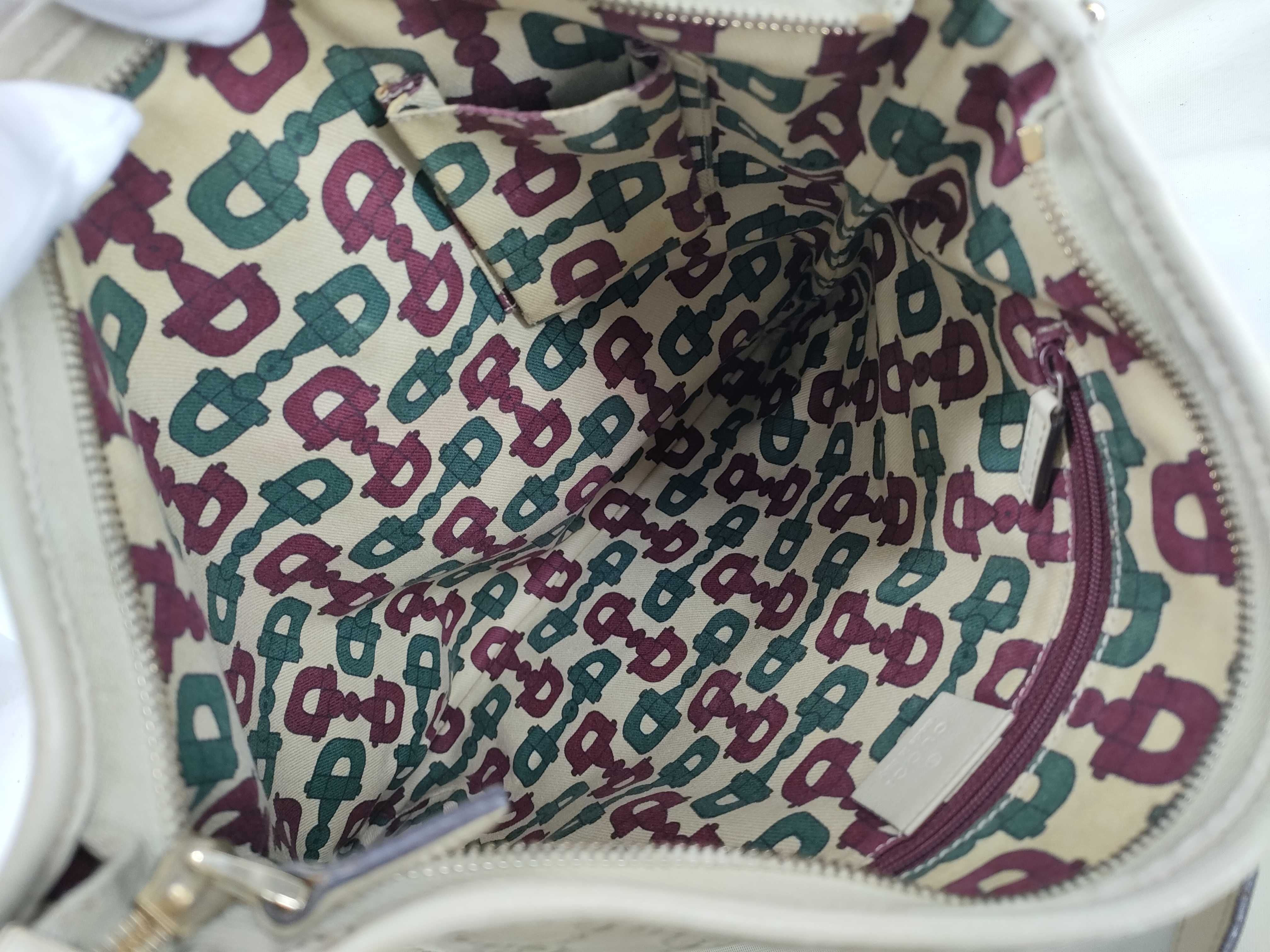 Guccissima Abbey Shoulder Bag — view 9