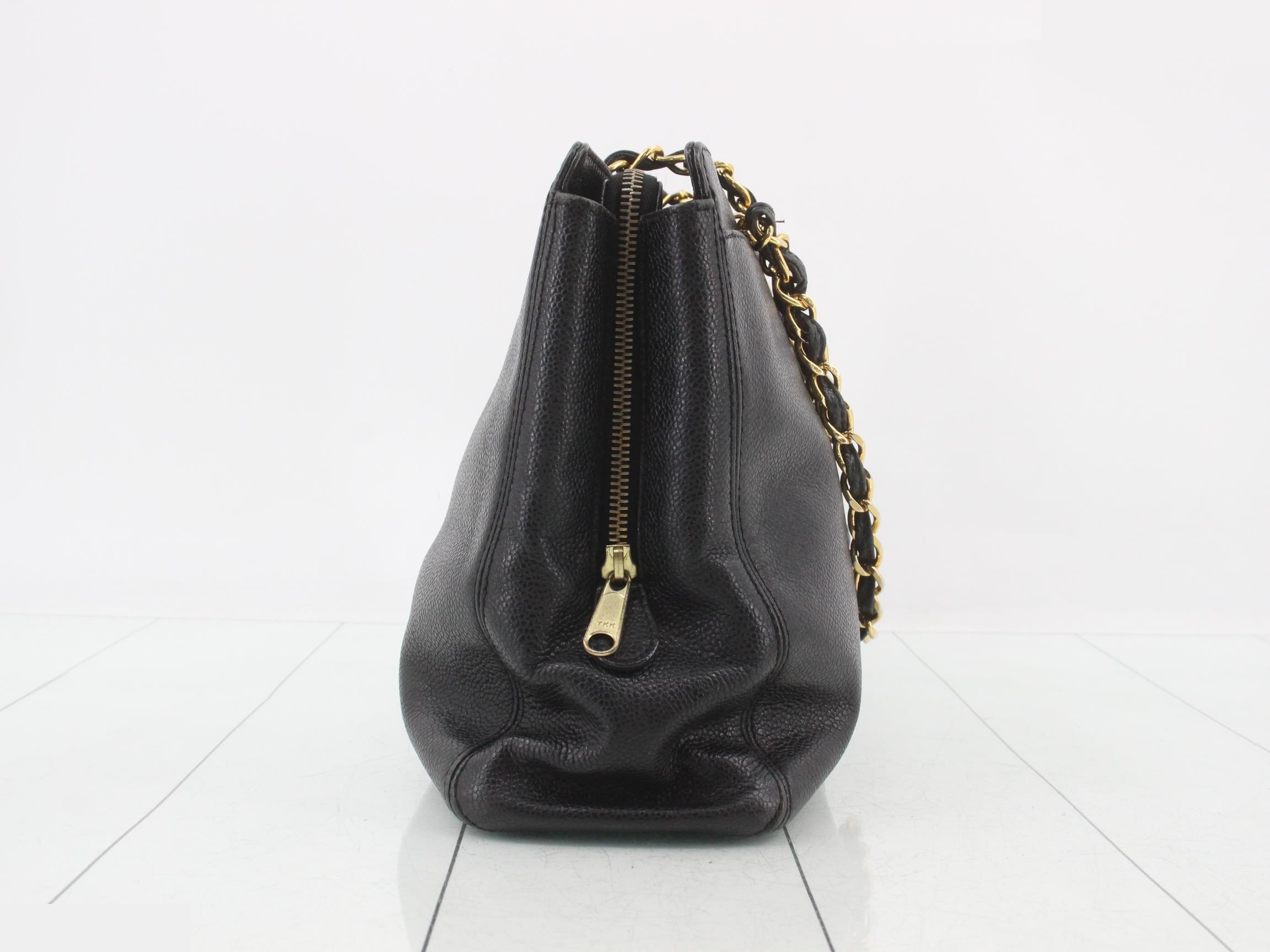 Caviar skin chain shoulder bag, model number 5. — view 4